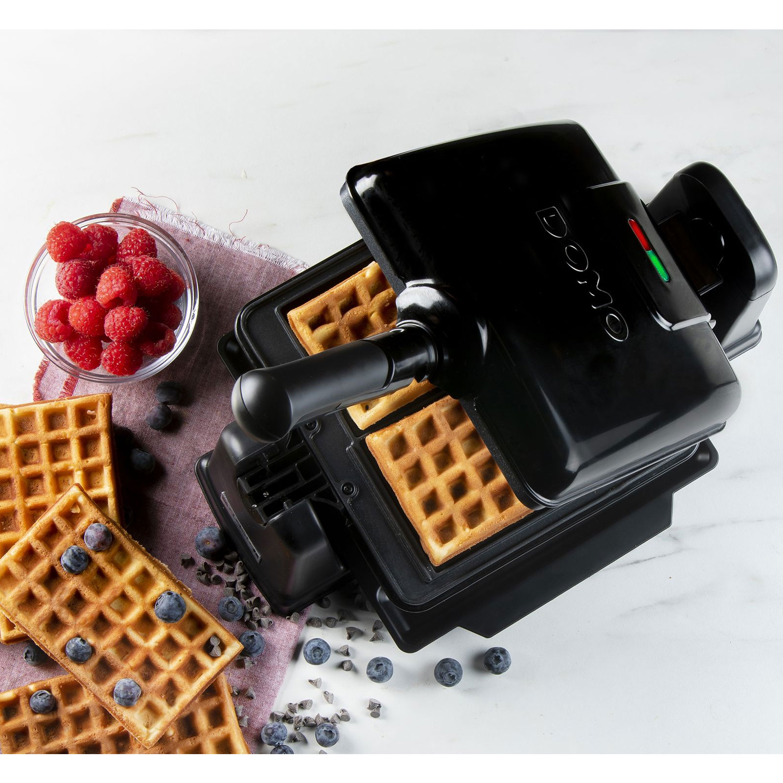 Domo Rotierendes Waffeleisen DO9224W Domo Rotierendes Waffeleisen DO9224W