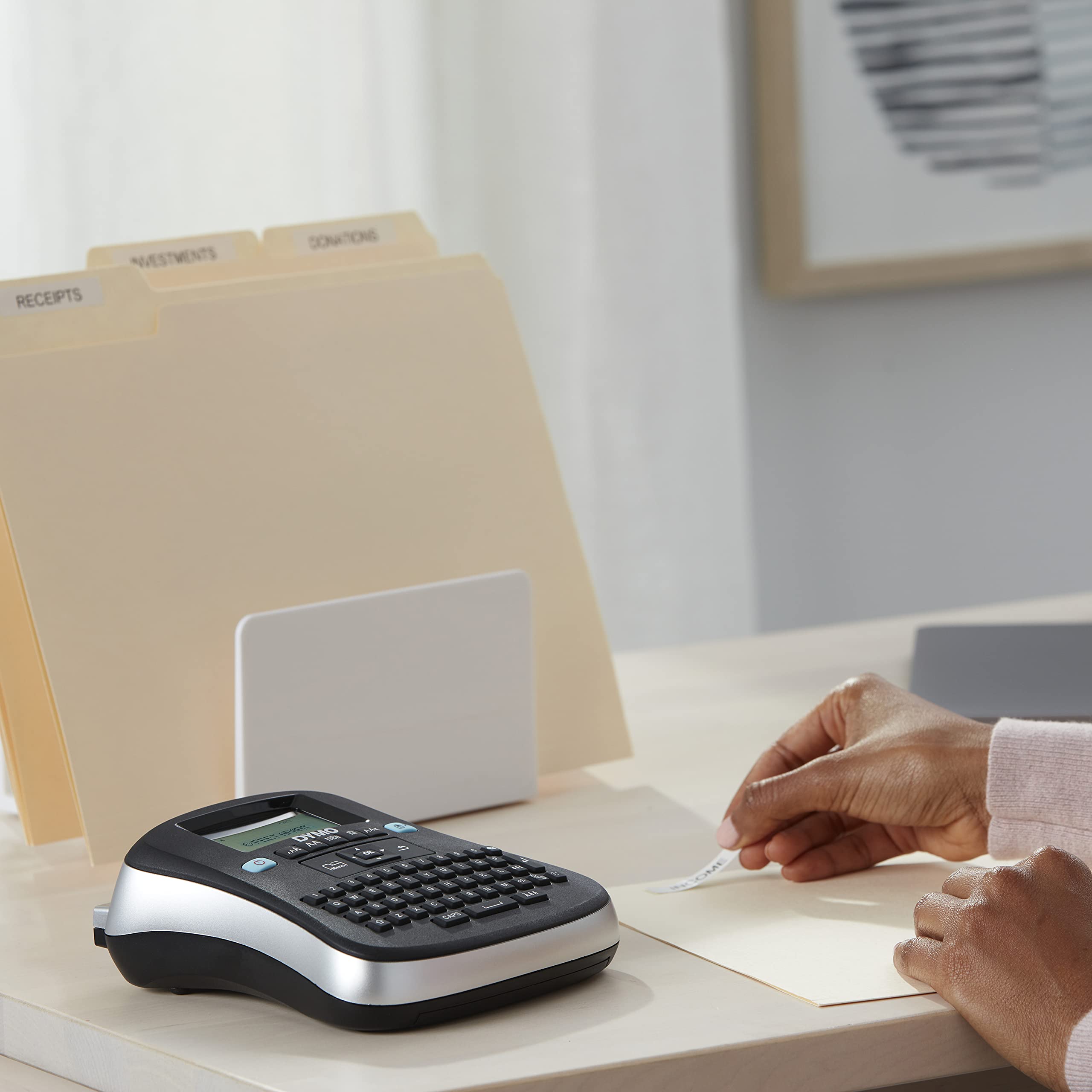 Dymo LabelManager 210D+ im praktischen Koffer QWERTY Beschriftungsgerät Dymo LabelManager 210D+ im praktischen Koffer QWERTY Beschriftungsgerät