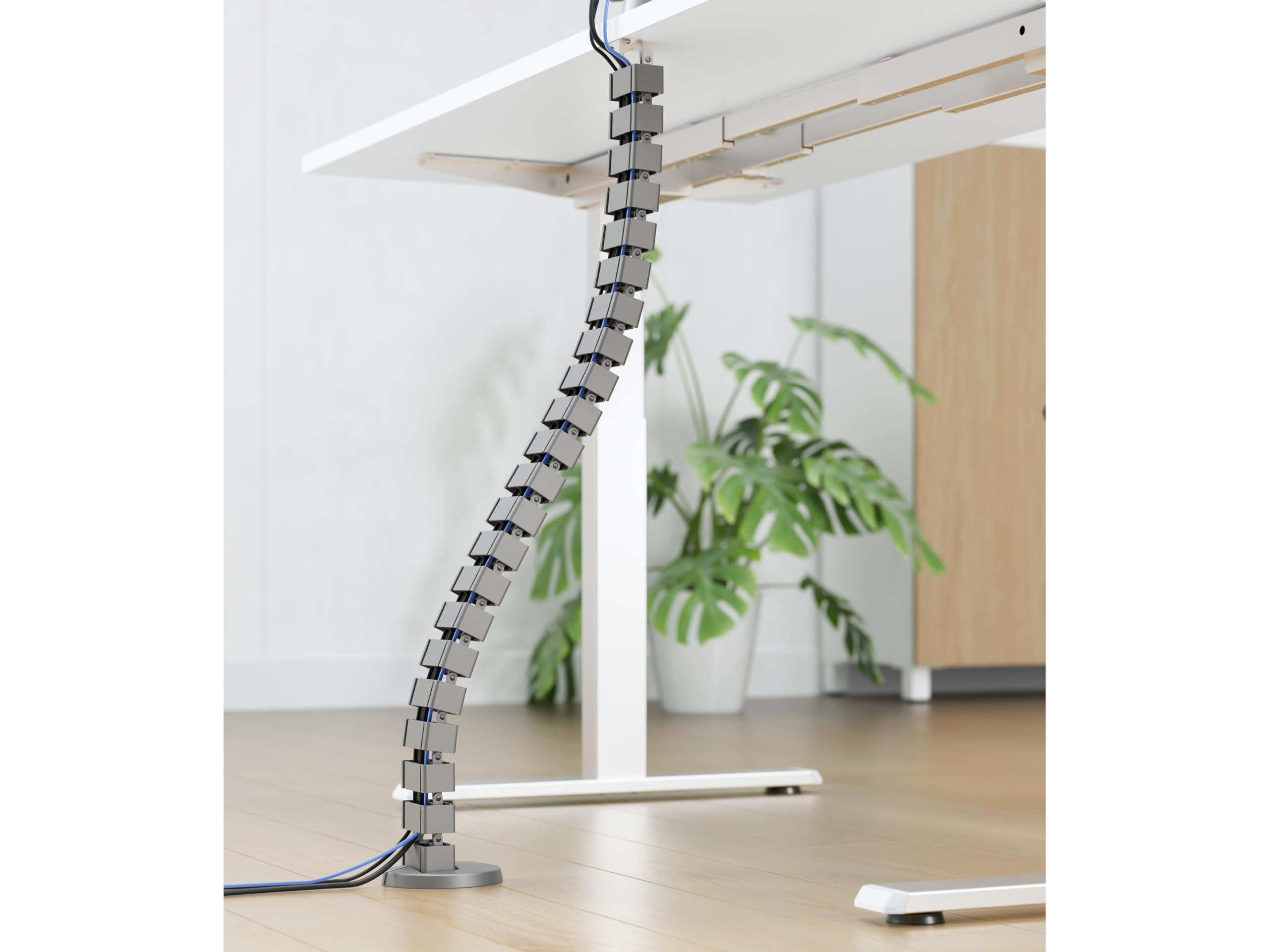 Equip 650860 Deluxe Cable Management Spine