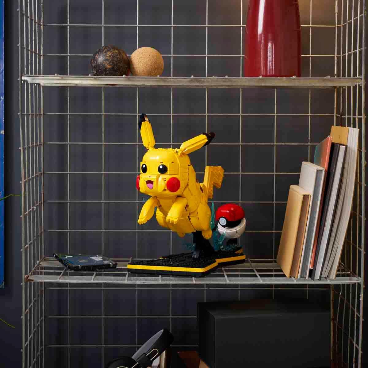 LEGO Pokémon Pikachu und Pokéball - Bauset für Erwachsene