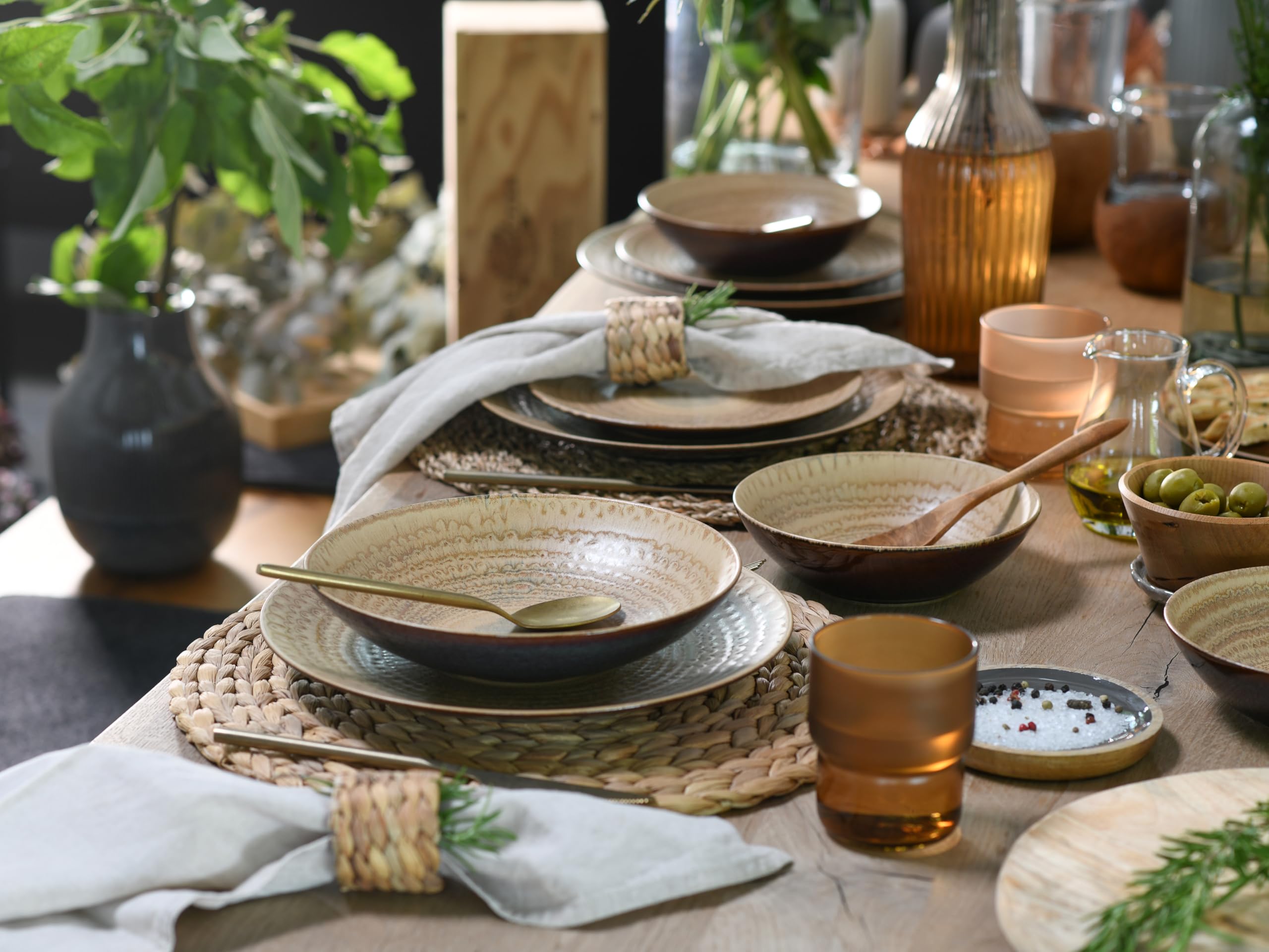 CreaTable, 24856, Serie Neapel Sand, 16-teiliges Geschirrset für 4 Personen