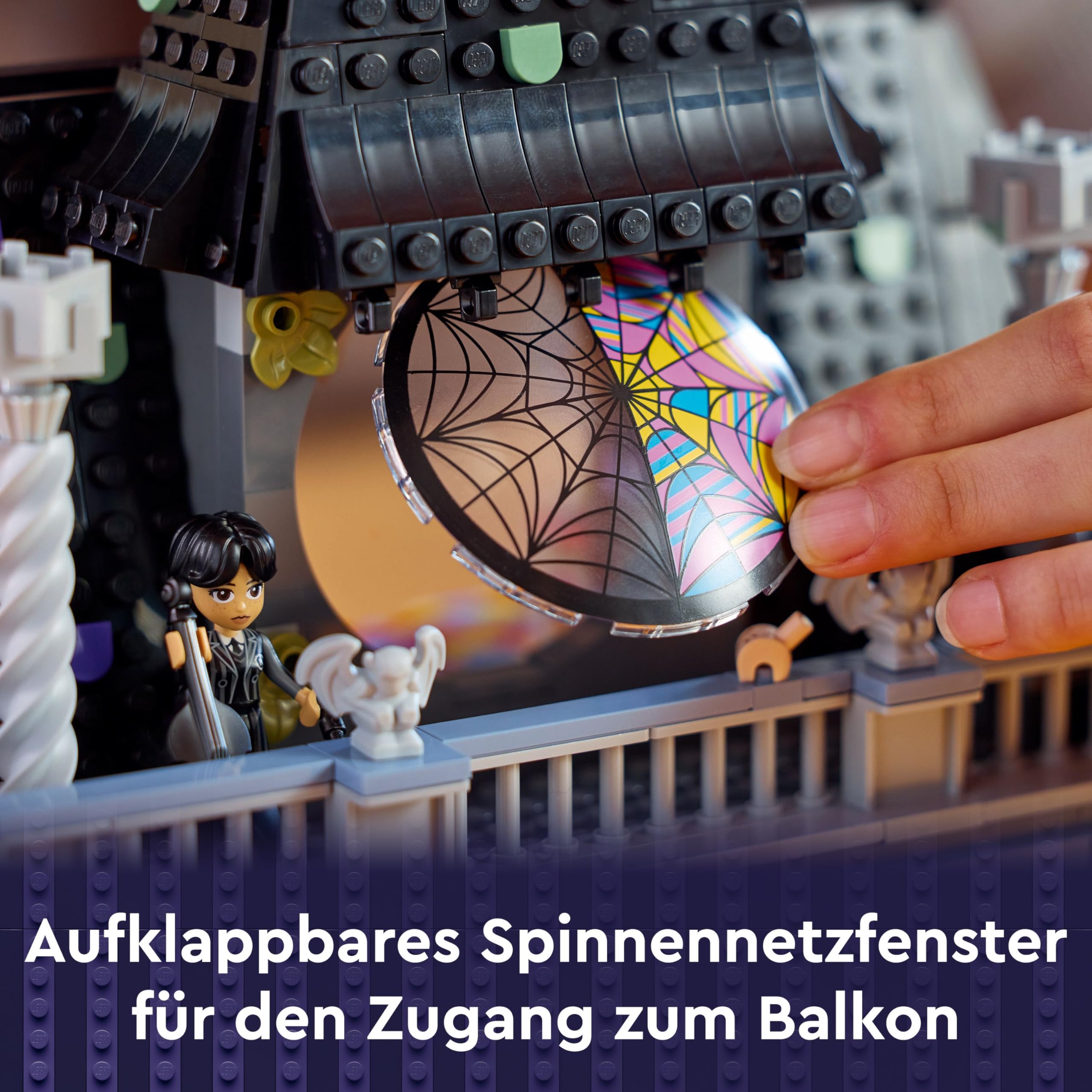 LEGO Wednesday: Wednesdays und Enids Zimmer im Studentenwohnheim 76781