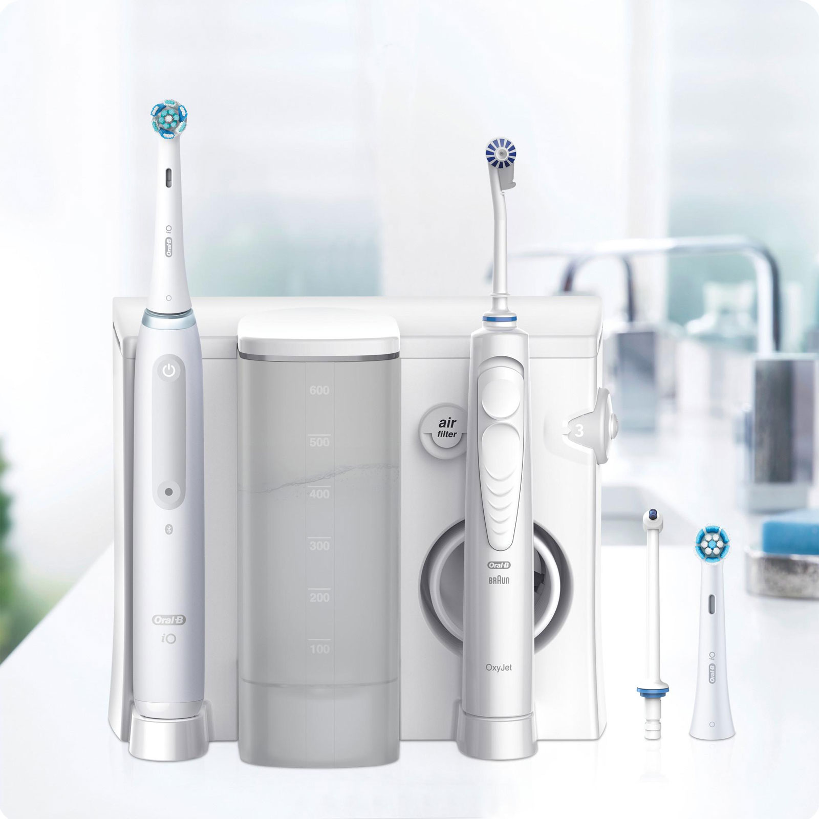 Oral-B Zahnpflegesystem Oral Health Center Oxyjet + iO4