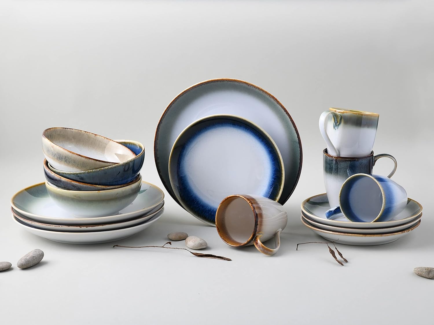 CreaTable, 23864, Serie Cascade Farbmix, Geschirrset, Kombiservice 16 teilig