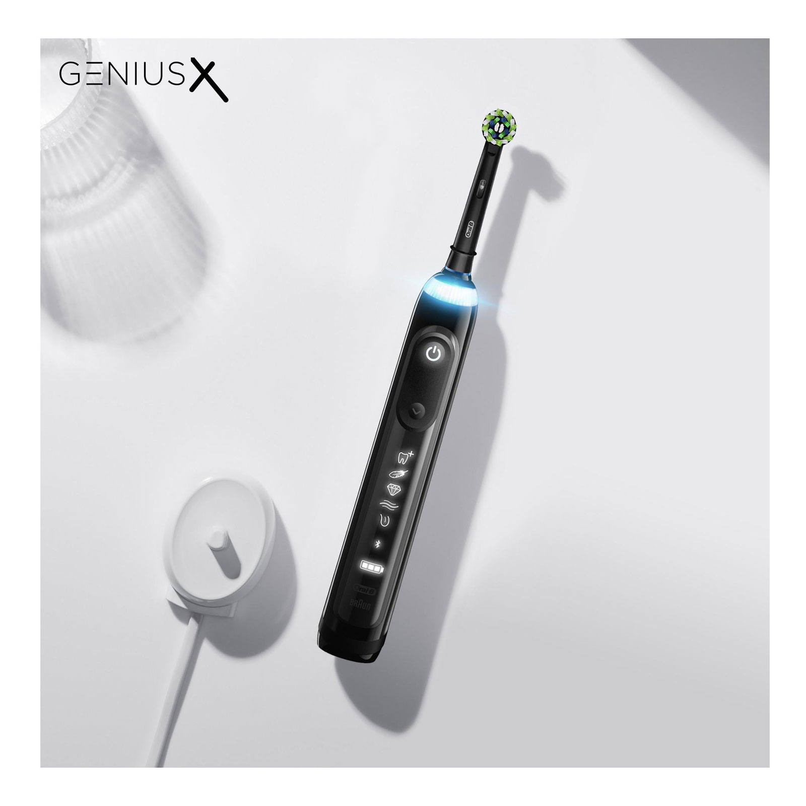 Oral-B Genius X elektrische Zahnbürste Oral-B Genius X elektrische Zahnbürste