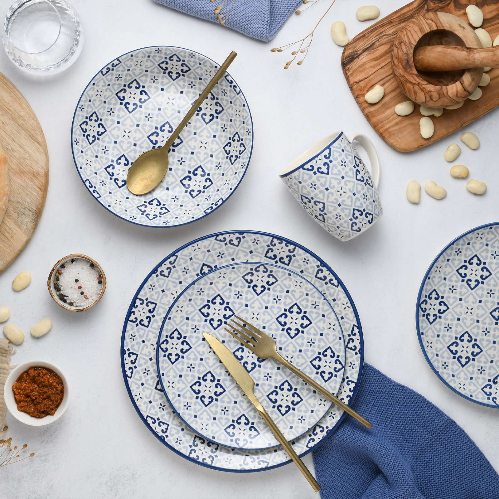CreaTable, 17850, Serie Yara Blau, Geschirrset, Kombiservice 16 teilig