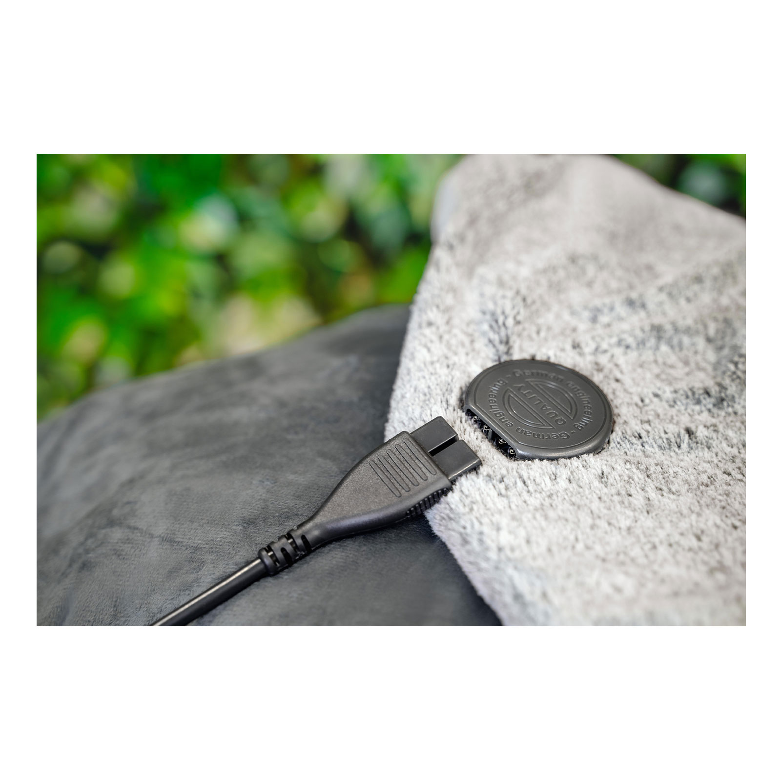 BEURER HD 75 Nordic Grey Green Planet Wärme-Kuscheldecke