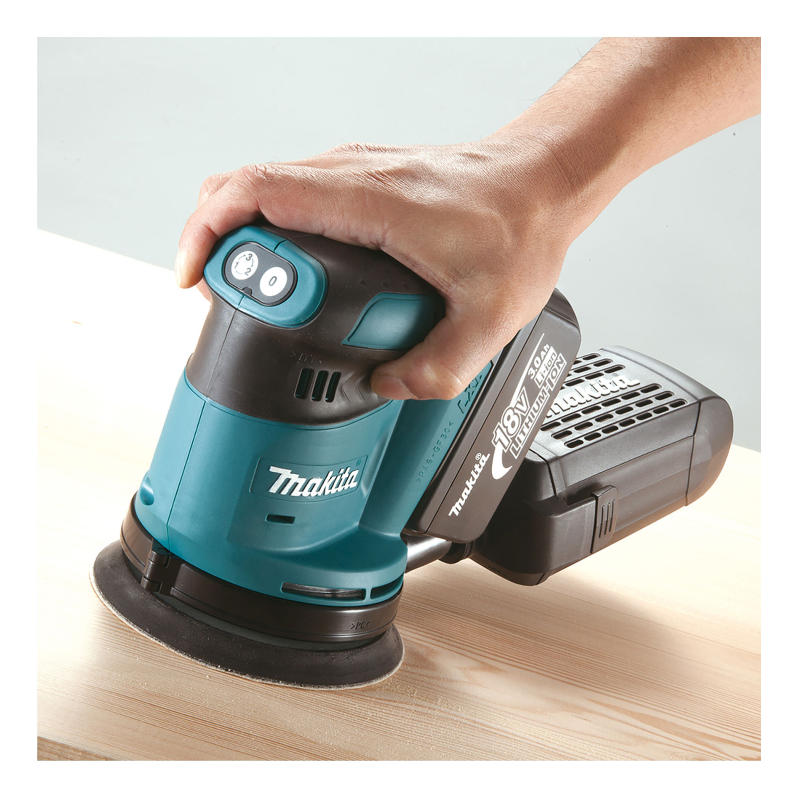 Makita Akku-Exzenterschleifer 18V (ohne Akku, ohne Ladegerät) DBO180Z Makita Akku-Exzenterschleifer 18V (ohne Akku, ohne Ladegerät) DBO180Z