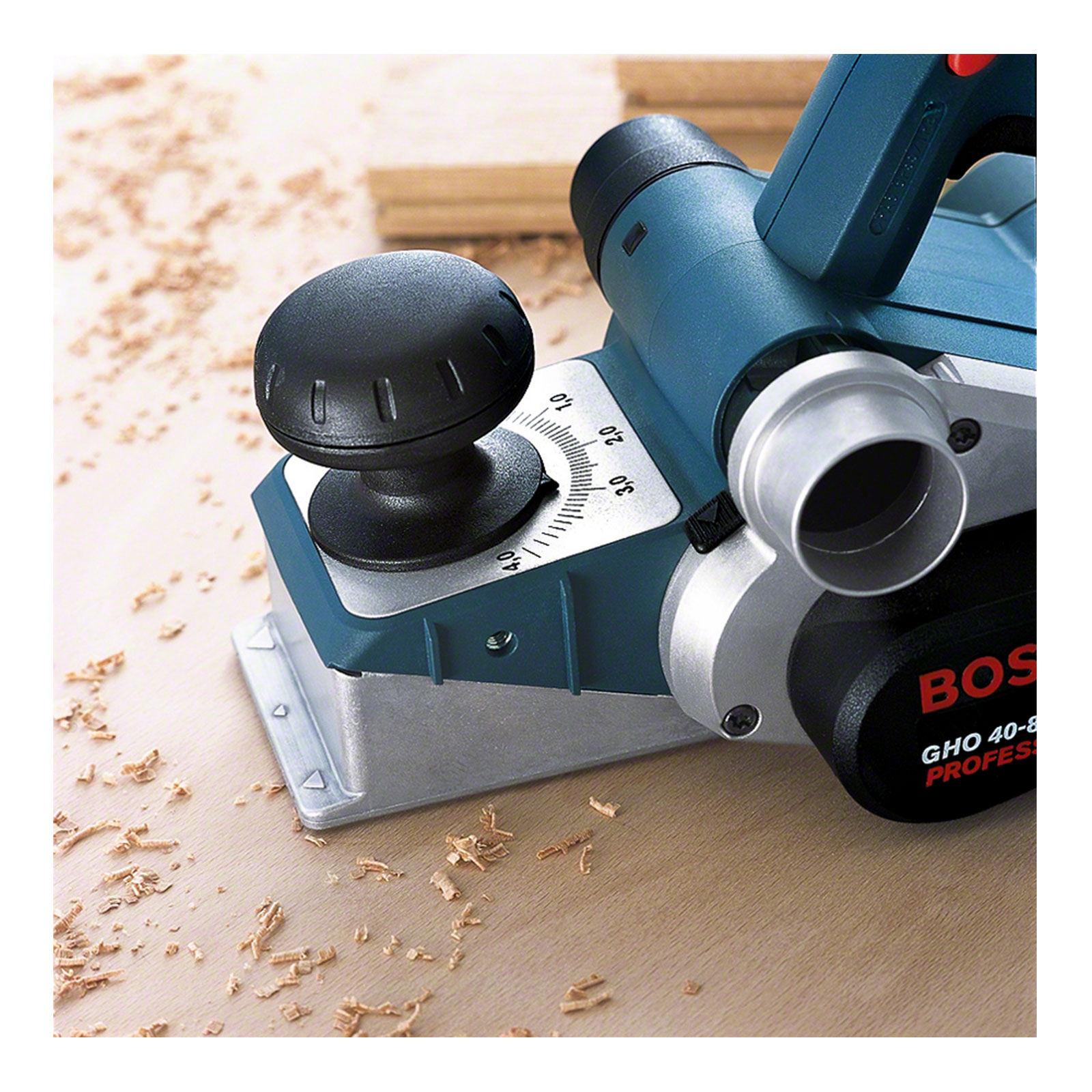 Bosch Professional GHO 40 - 82 C (L) Elektrischer Hobel