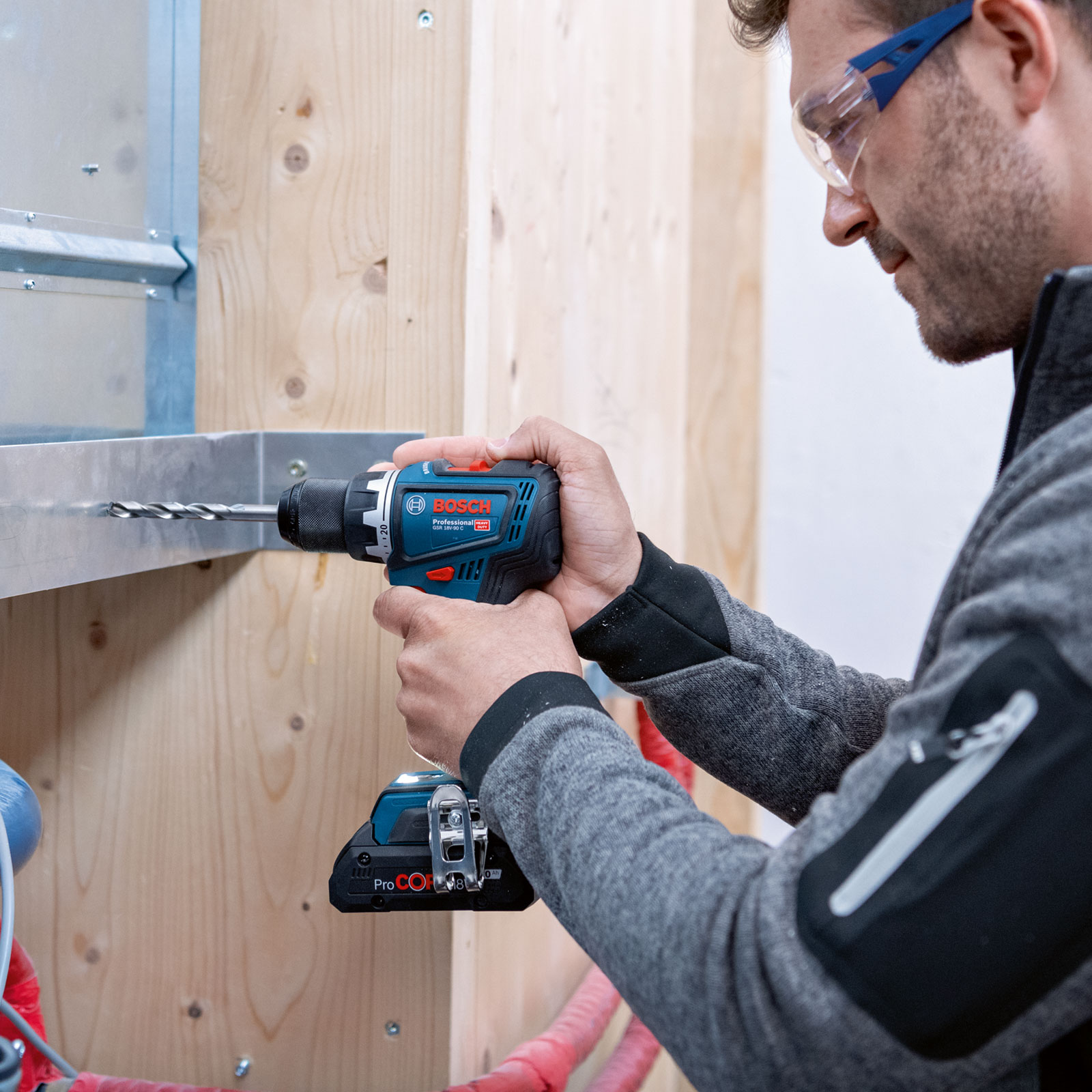 Bosch Professional PB_ON GSR 18V-90 C 2xPC4,0Ah, L-BOXX