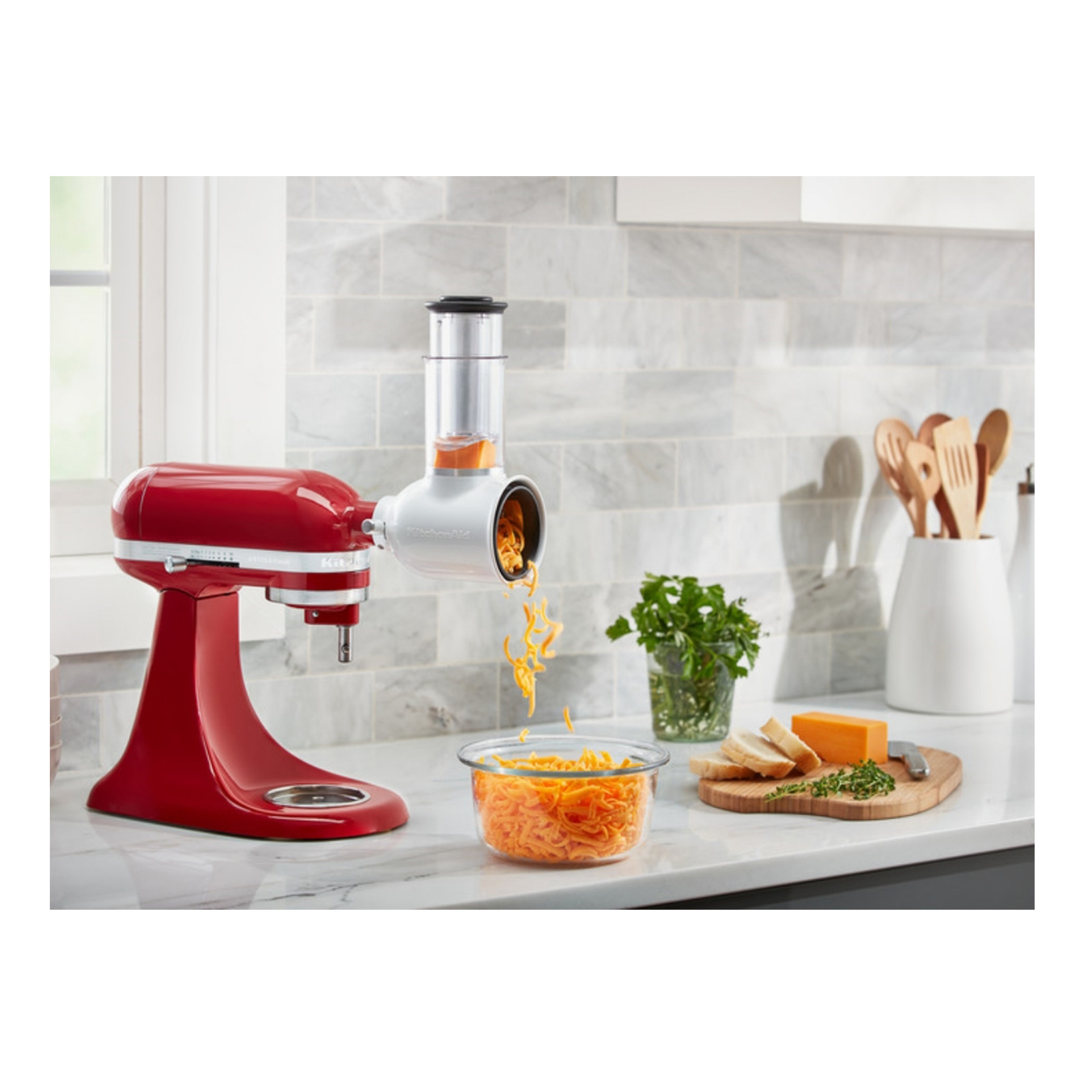 KitchenAid 5KSMVSA Gemüseschneider/ Schnitzelwerk mit 3 Trommeln KitchenAid 5KSMVSA Gemüseschneider/ Schnitzelwerk mit 3 Trommeln