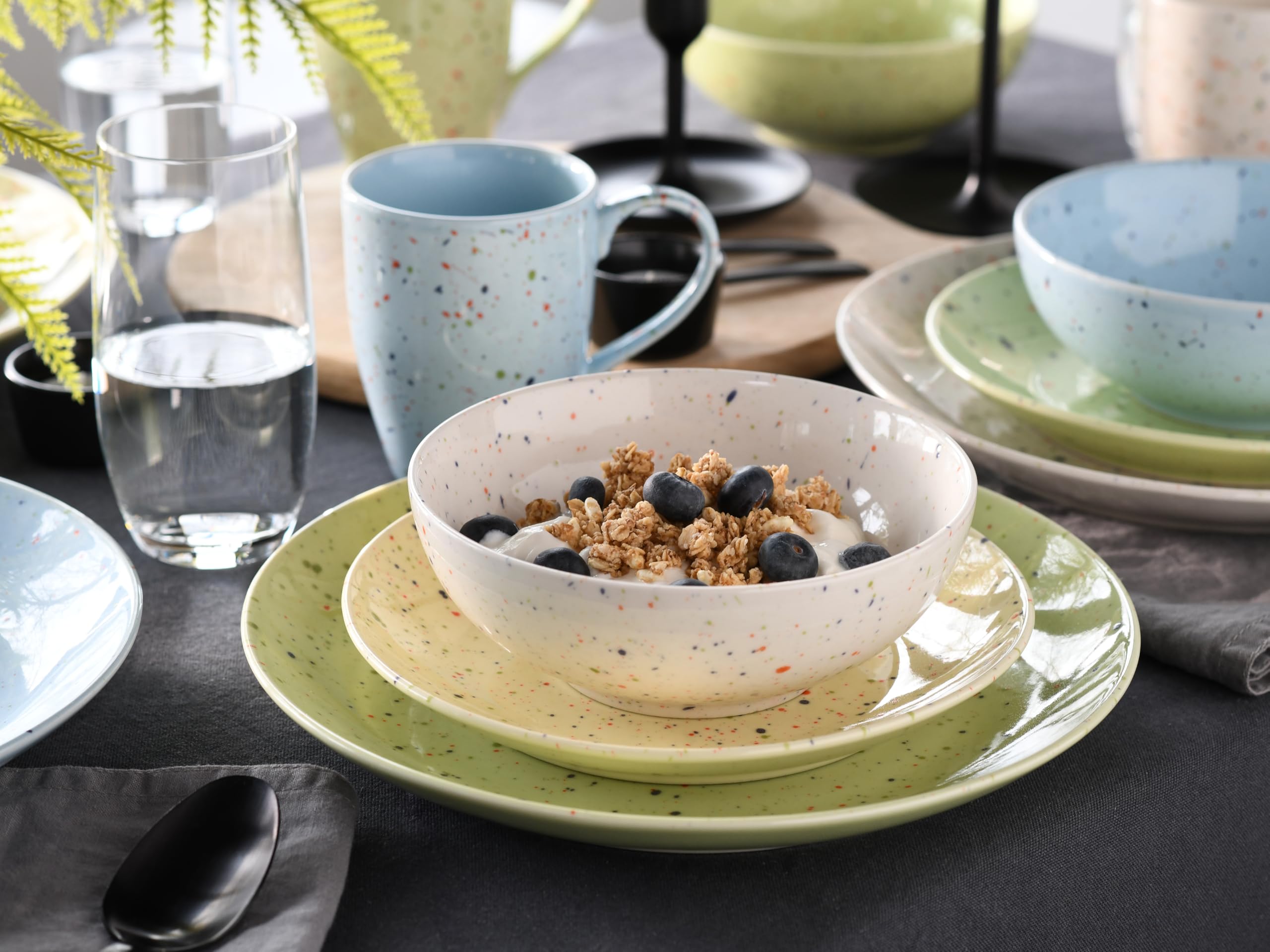 CreaTable, 24280, Serie Confetti Bunt, 16-teiliges Geschirrset für 4 Personen