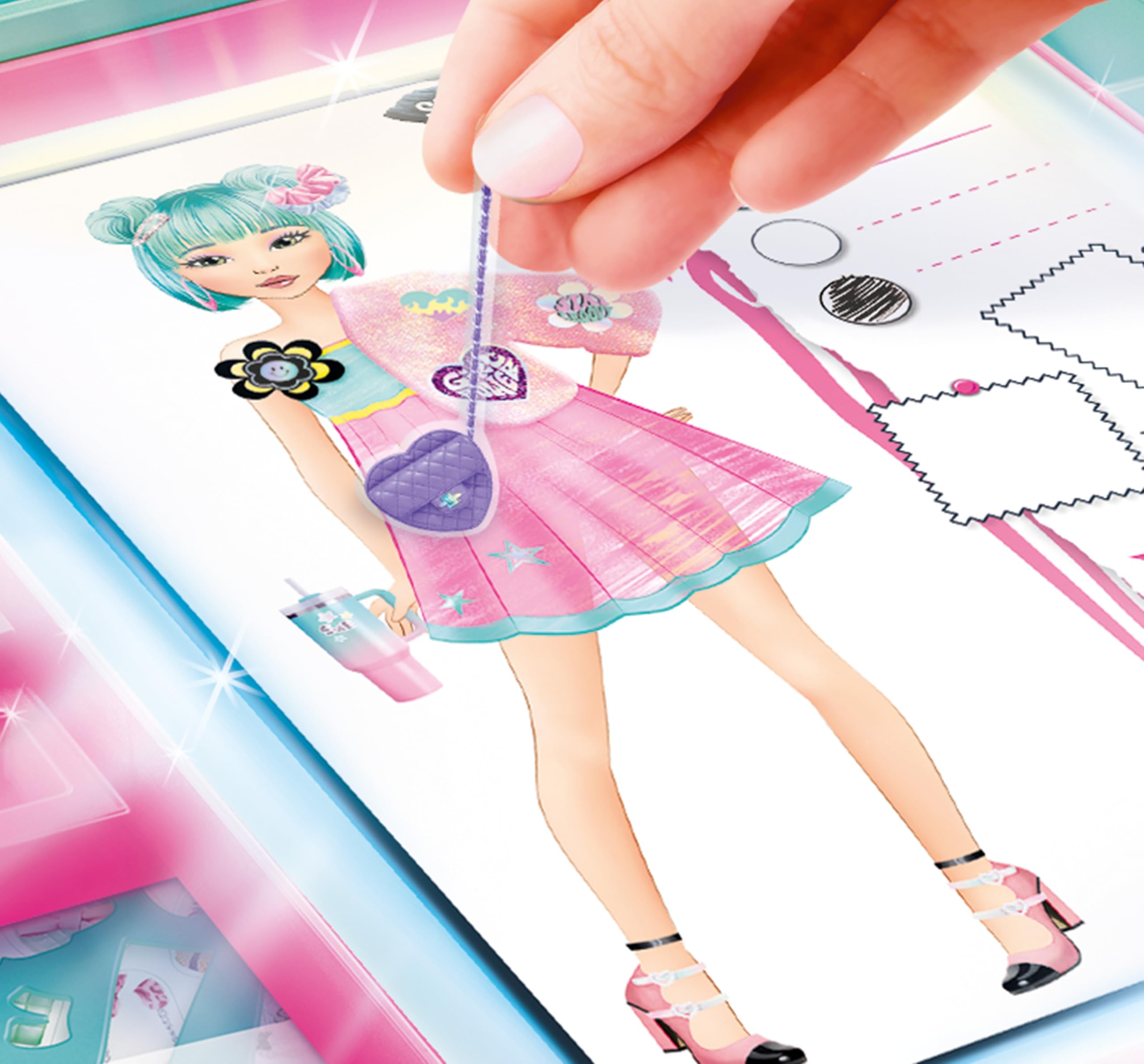 Canal Toys - Style 4 Ever - Light-Up Fashion Studio - leuchtendes Modestudio