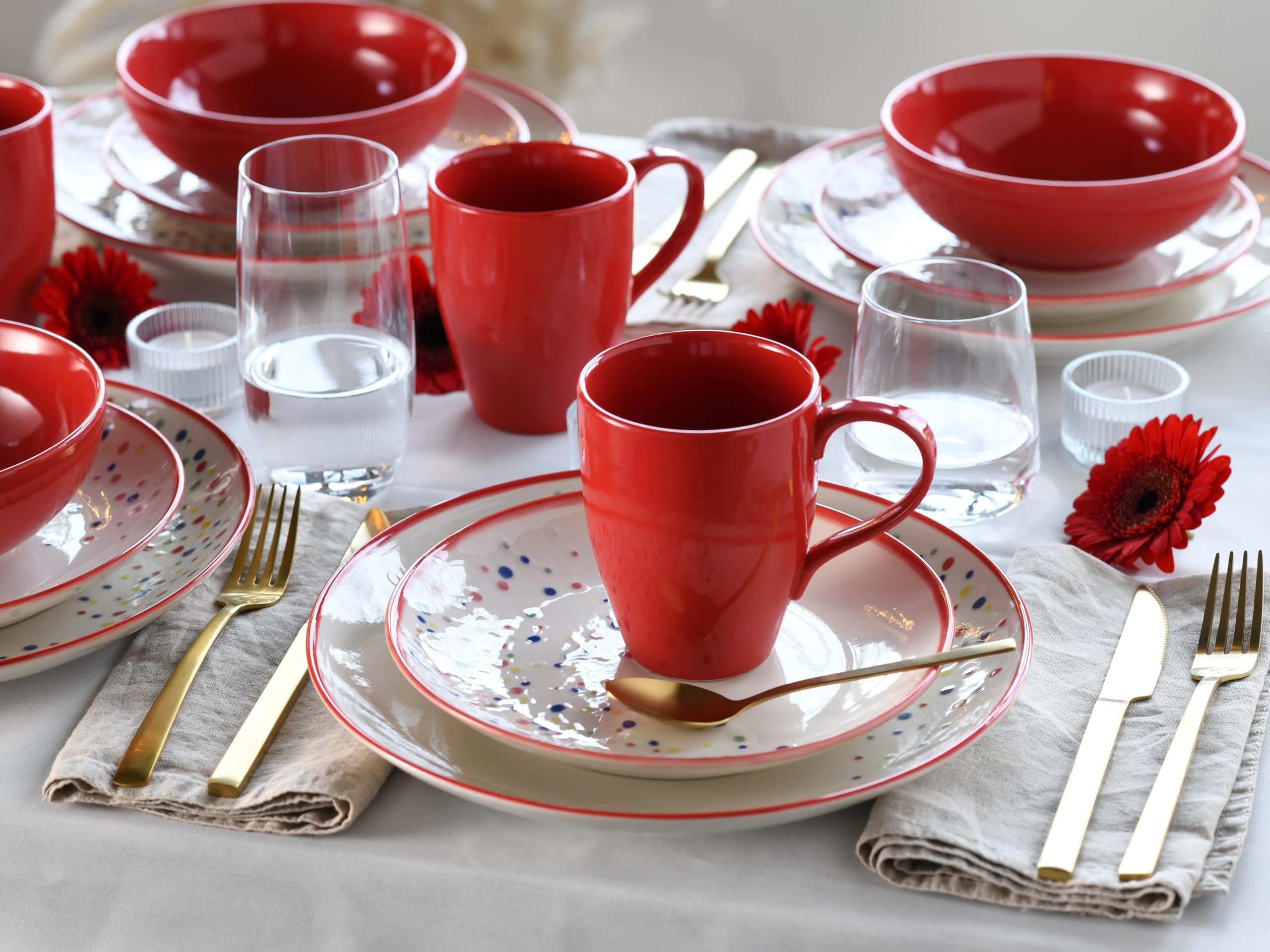 CreaTable, 24242, Serie Joy Dots Rot, 16-teiliges Geschirrset für 4 Personen