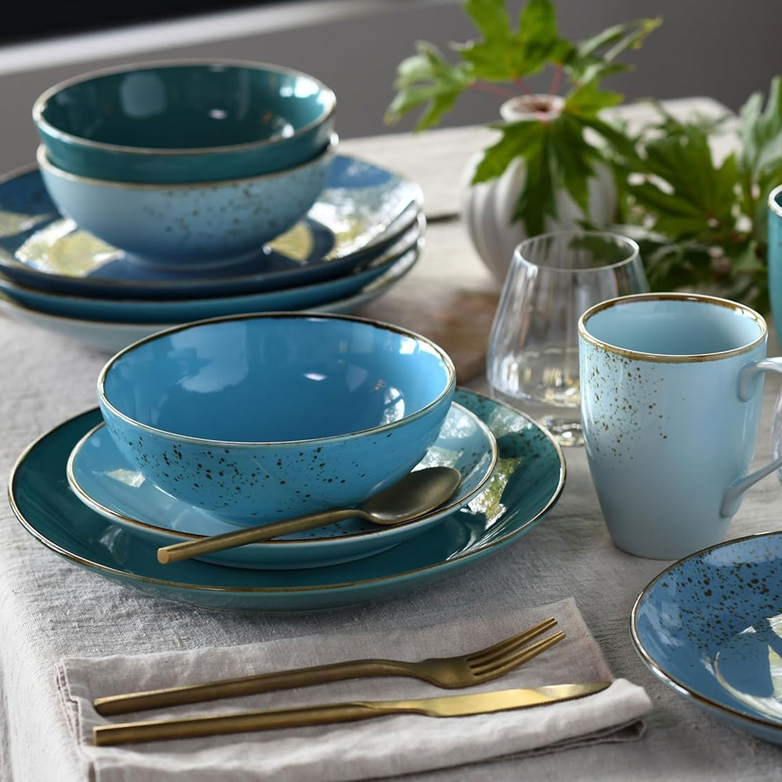 CreaTable, 20157, Serie Nature Collection AQUA, Geschirrset Kombiservice 16 teilig