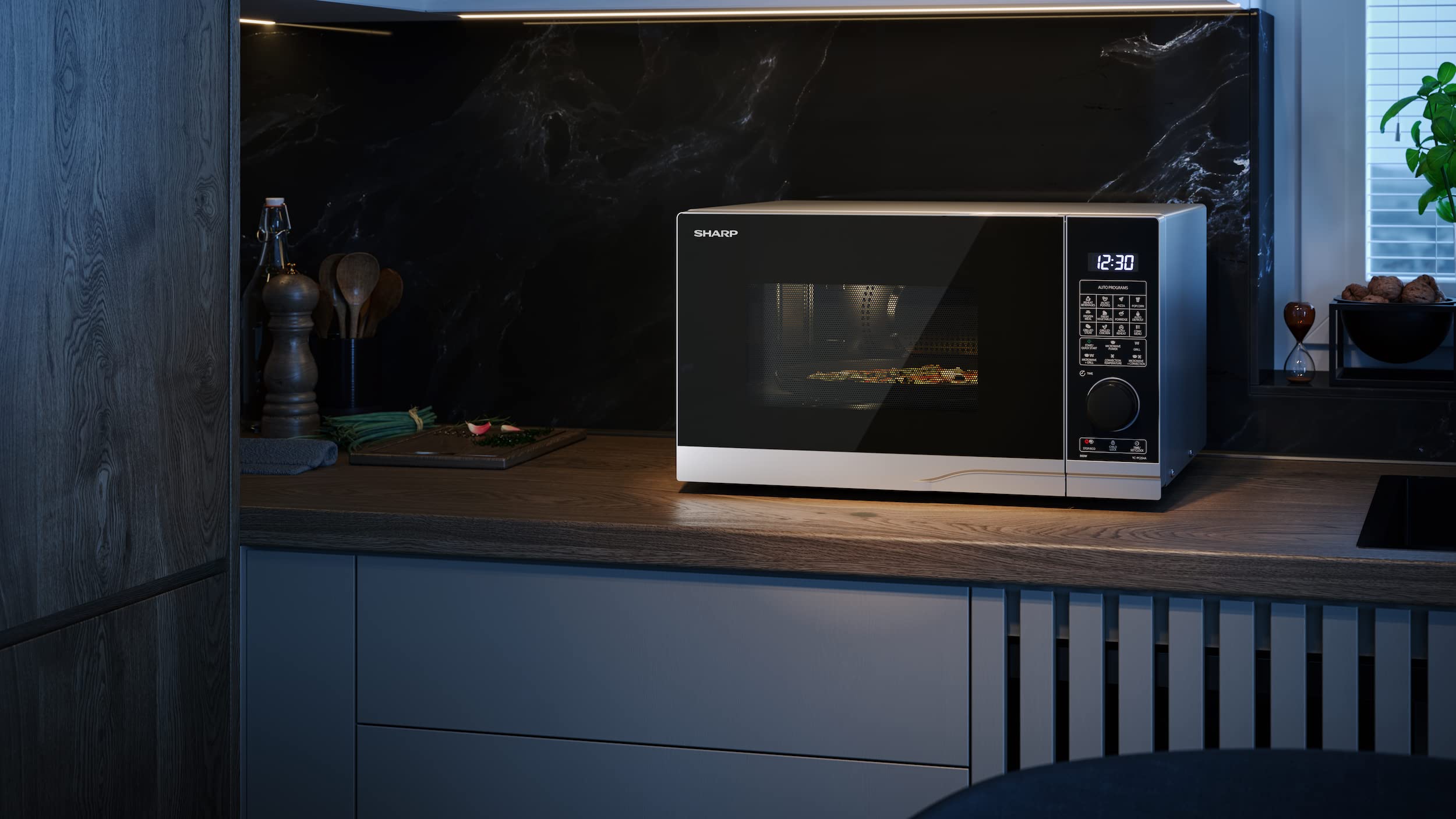 Sharp Mikrowelle YC-PC254AE-S 25L 900W Mikrowelle 1200W Grill, 2050W Heißluft Sharp Mikrowelle YC-PC254AE-S 25L 900W Mikrowelle 1200W Grill, 2050W Heißluft