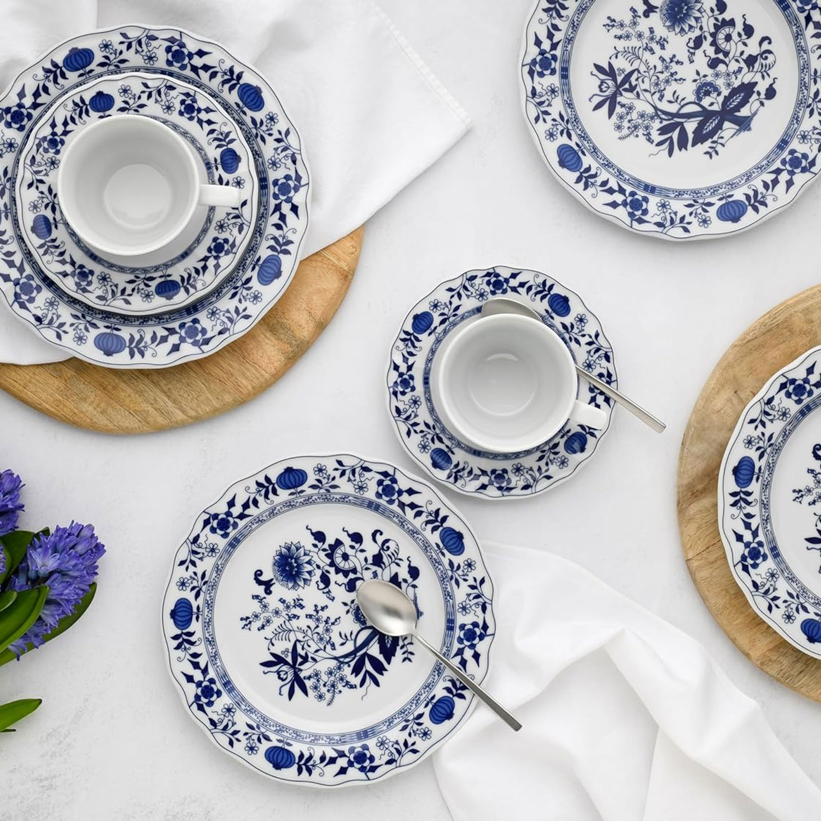 CreaTable Flora Zwiebelmuster 17131 Kaffeeservice, 18-teilig