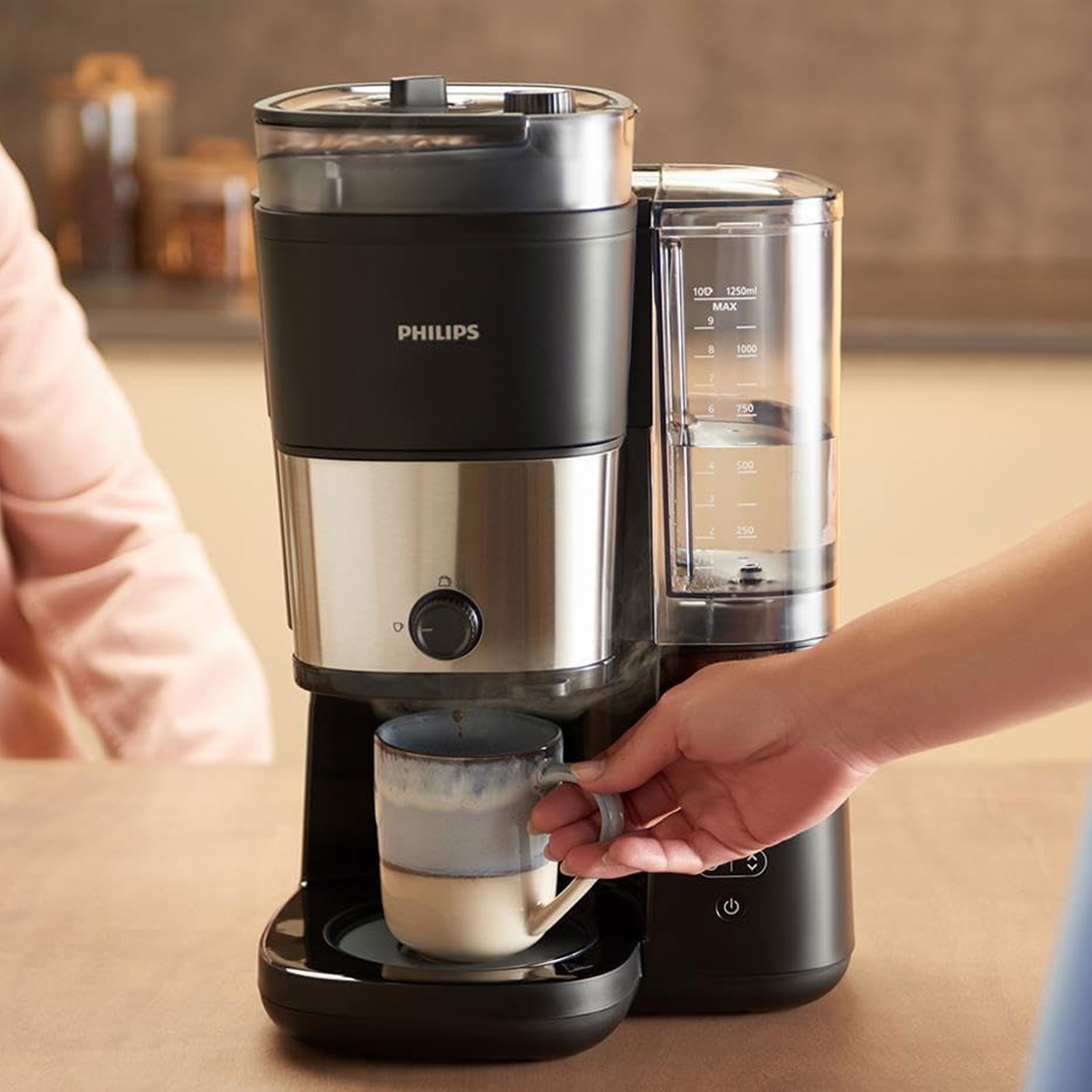 Philips HD 7900/01 Filterkaffeemaschine (10 Tassen, 1,25 l Wassertank, Glaskanne, Mahlwerk, Tropf-Stopp, Warmhaltefunktion, Wasserstandanzeige, Aroma-Twister)
