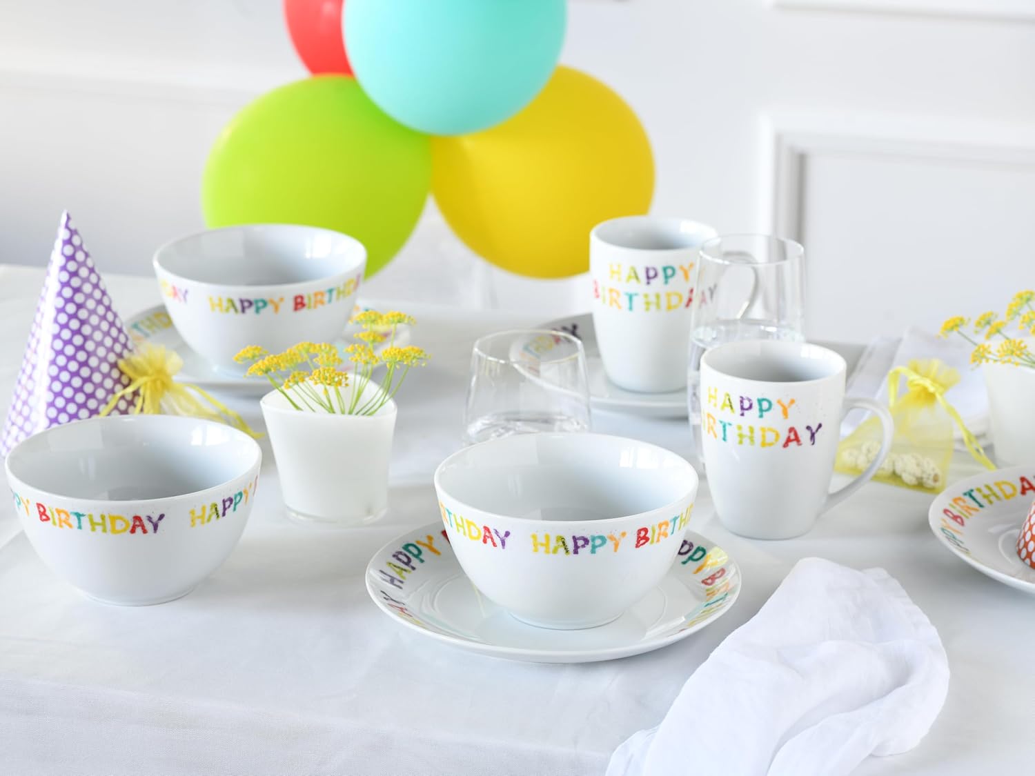 CreaTable, 24166, Serie Happy Birthday, 16-teiliges Geschirrset, Kombiservice aus Porzellan