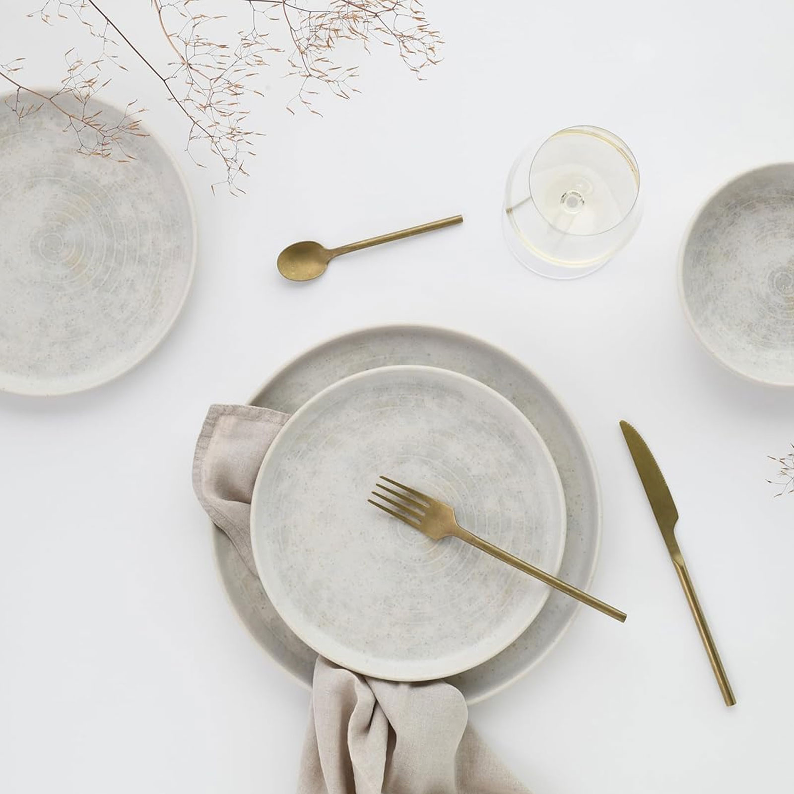 CreaTable, 23714, Serie Uno Athena , 12-teiliges Geschirrset, Teller Set aus Steinzeug, spülmaschinen- und mikrowellengeeignet, Qualitätsproduktion