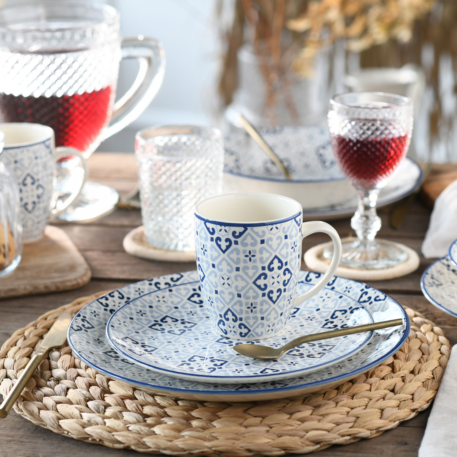 CreaTable, 17850, Serie Yara Blau, Geschirrset, Kombiservice 16 teilig