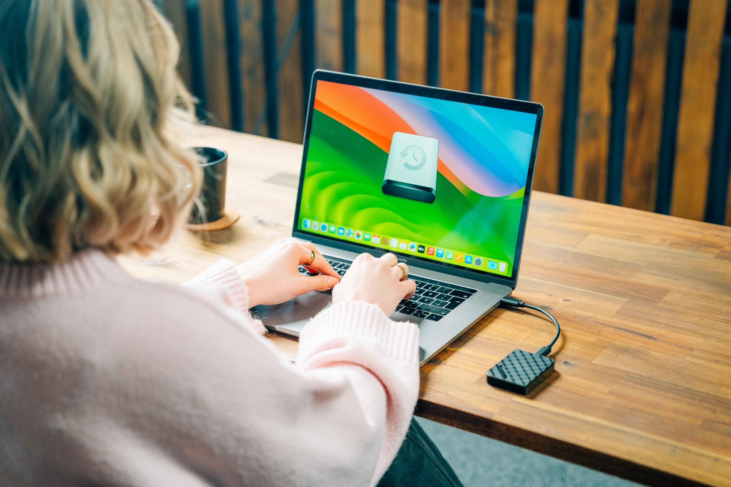 Verbatim Store 'n' Go Mini Diamond Portable SSD 2 TB, USB 3.2 Gen 1