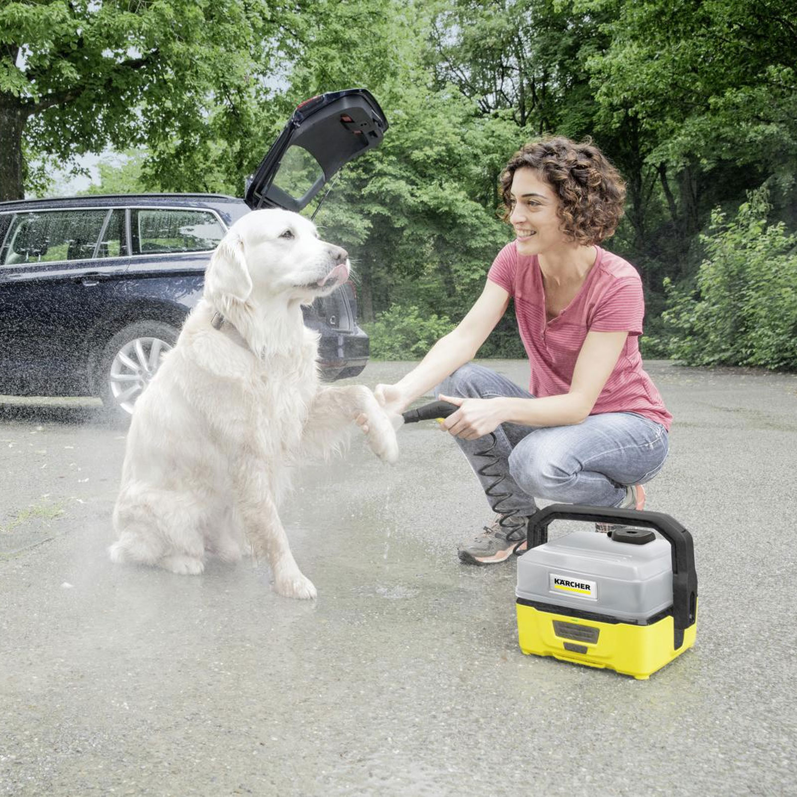 KÄRCHER OC 3 + Pet Mobiler Niederdruckreiniger (Niederdruck, LED-Akkuanzeige, bis zu 15 min. Akkulaufzeit)