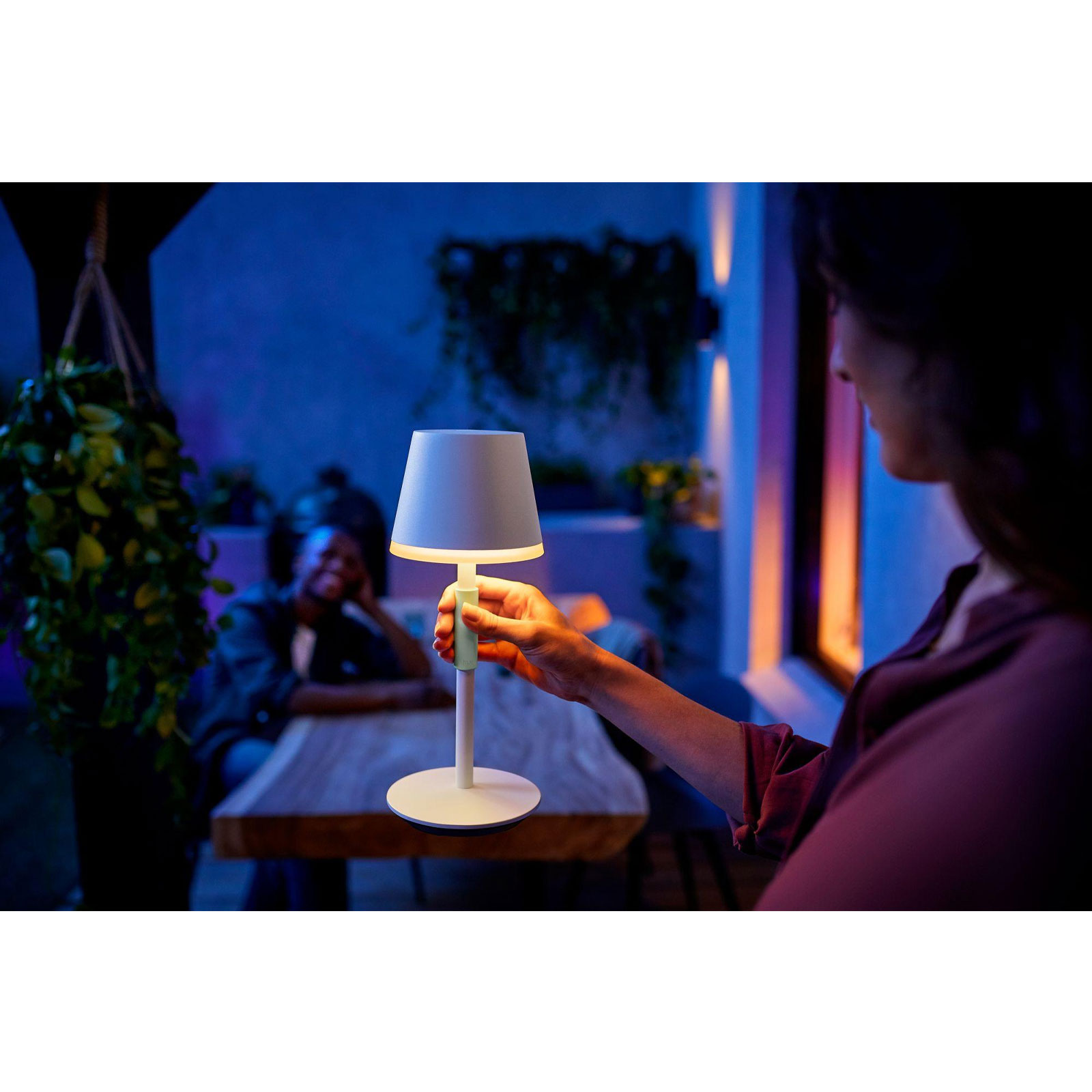 Philips Hue Tragbare Tischleuchte Hue Go, Schwarz