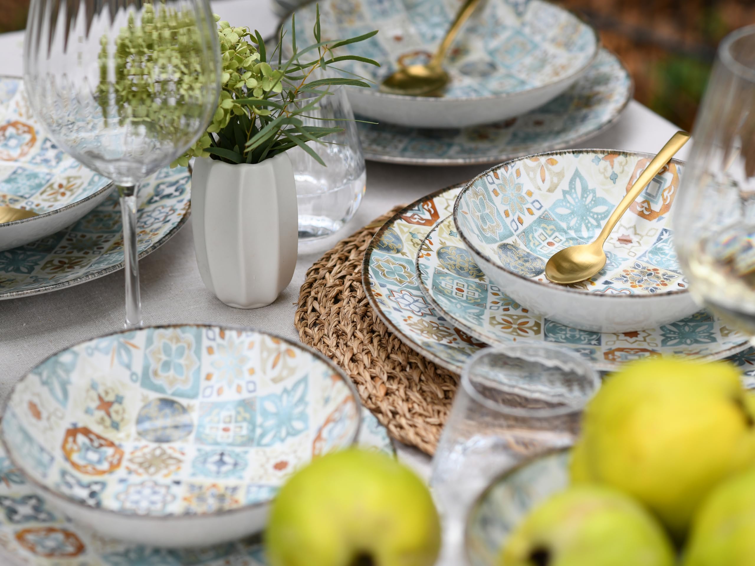 CreaTable, 24724, Serie Mosaik, 16-teiliges Geschirrset für 4 Personen