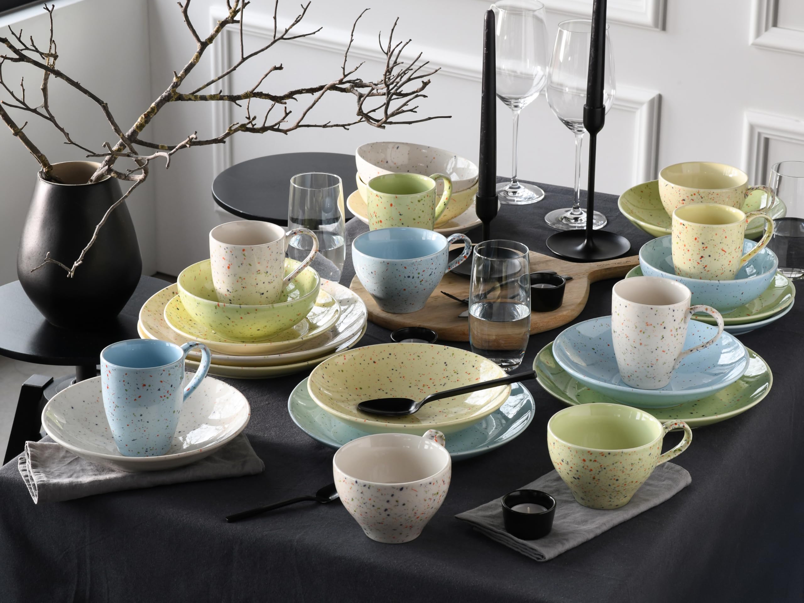 CreaTable, 24281, Serie Confetti Bunt, 12-teiliges Geschirrset für 4 Personen