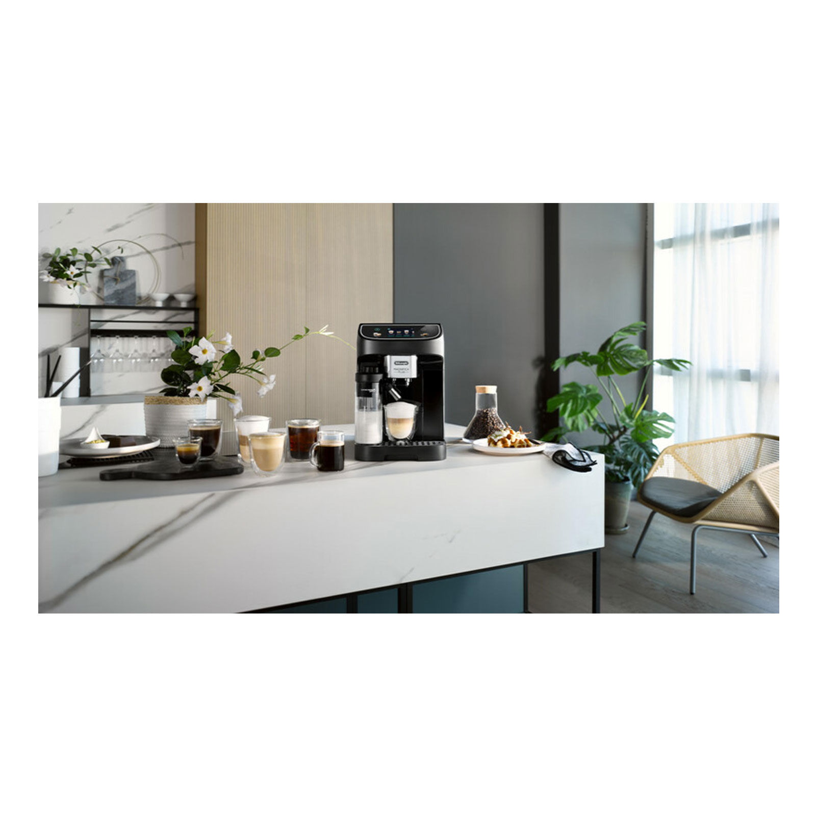 De'Longhi ECAM320.60.B Magnifica Plus schwarz Kaffeevollautomat