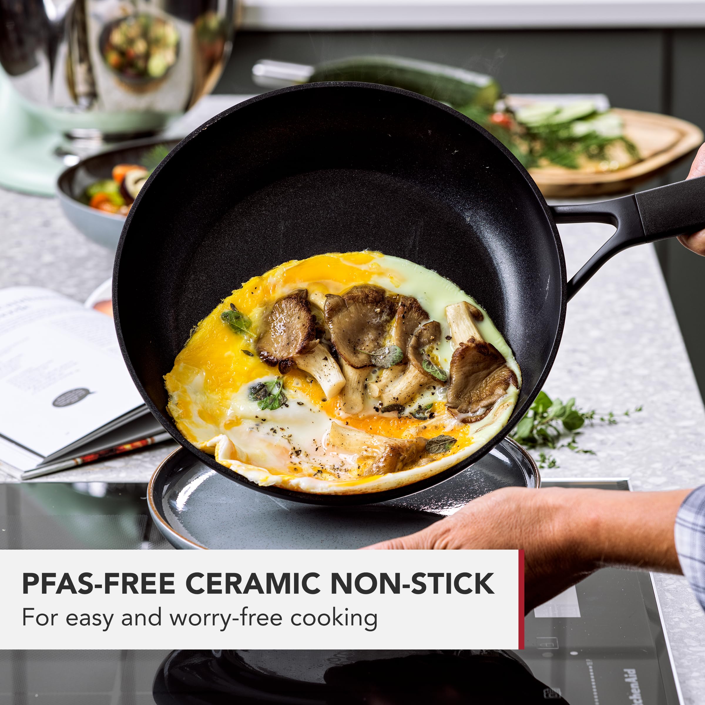 KitchenAid CC003292-001 Bratpfanne 24cm Schwarz