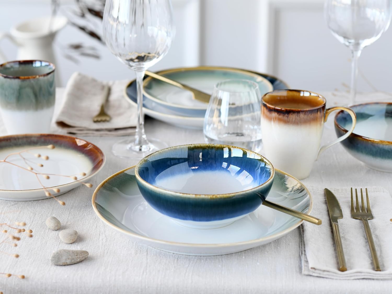 CreaTable, 23864, Serie Cascade Farbmix, Geschirrset, Kombiservice 16 teilig