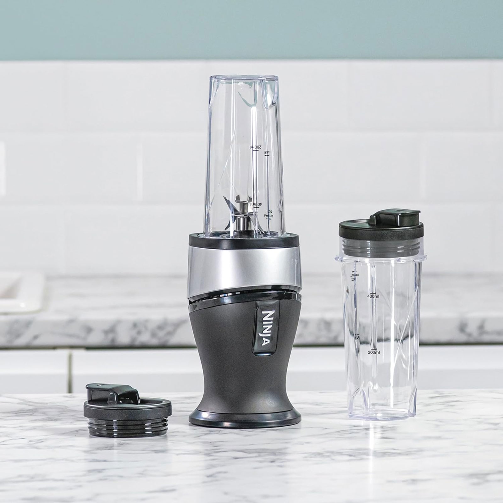 Ninja QB3001EUS Mixer &; Smoothie Maker (Silber/Schwarz)