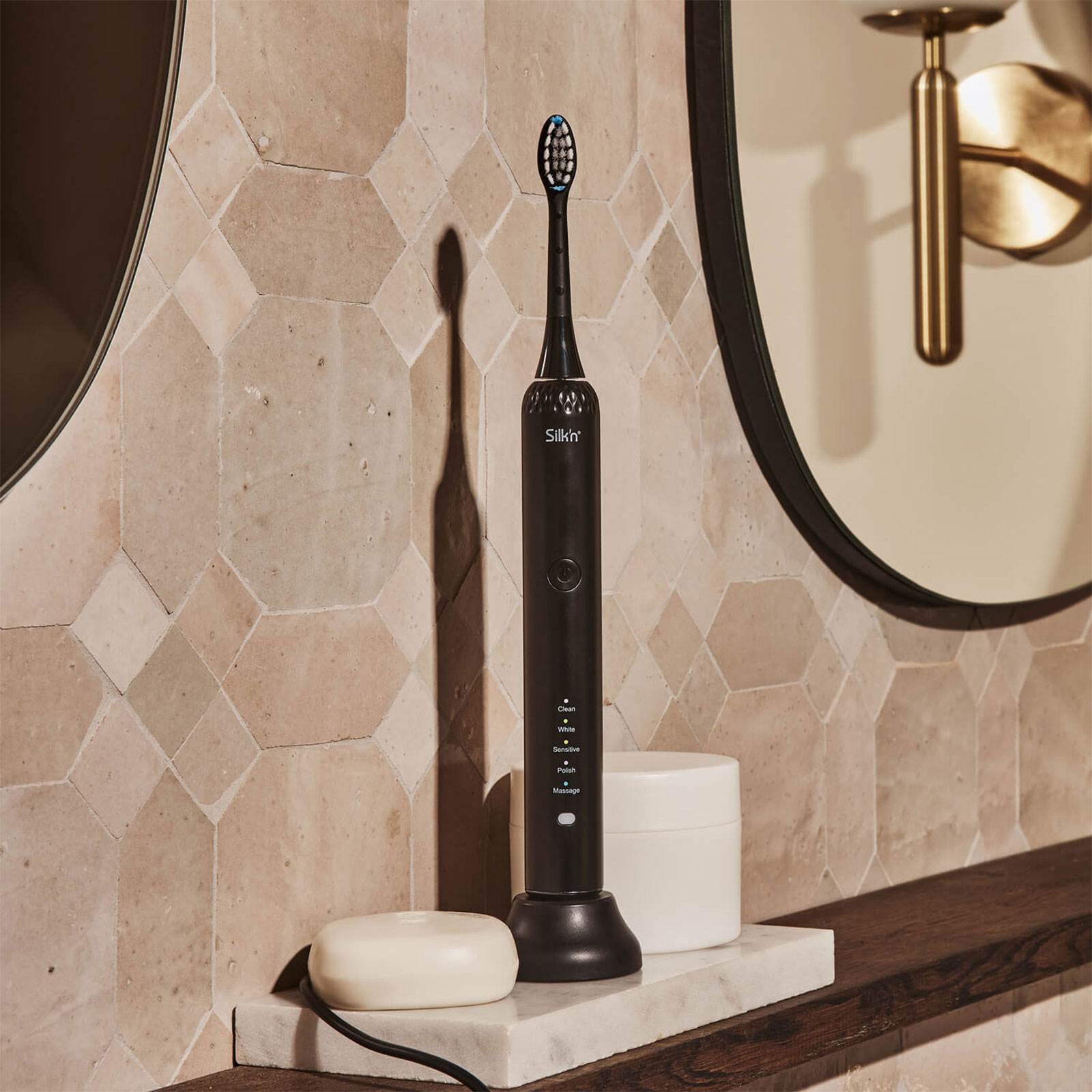 Silk'n SonicSmile Plus elektrische Zahnbürste inkl. Travelcase Silk'n SonicSmile Plus elektrische Zahnbürste inkl. Travelcase