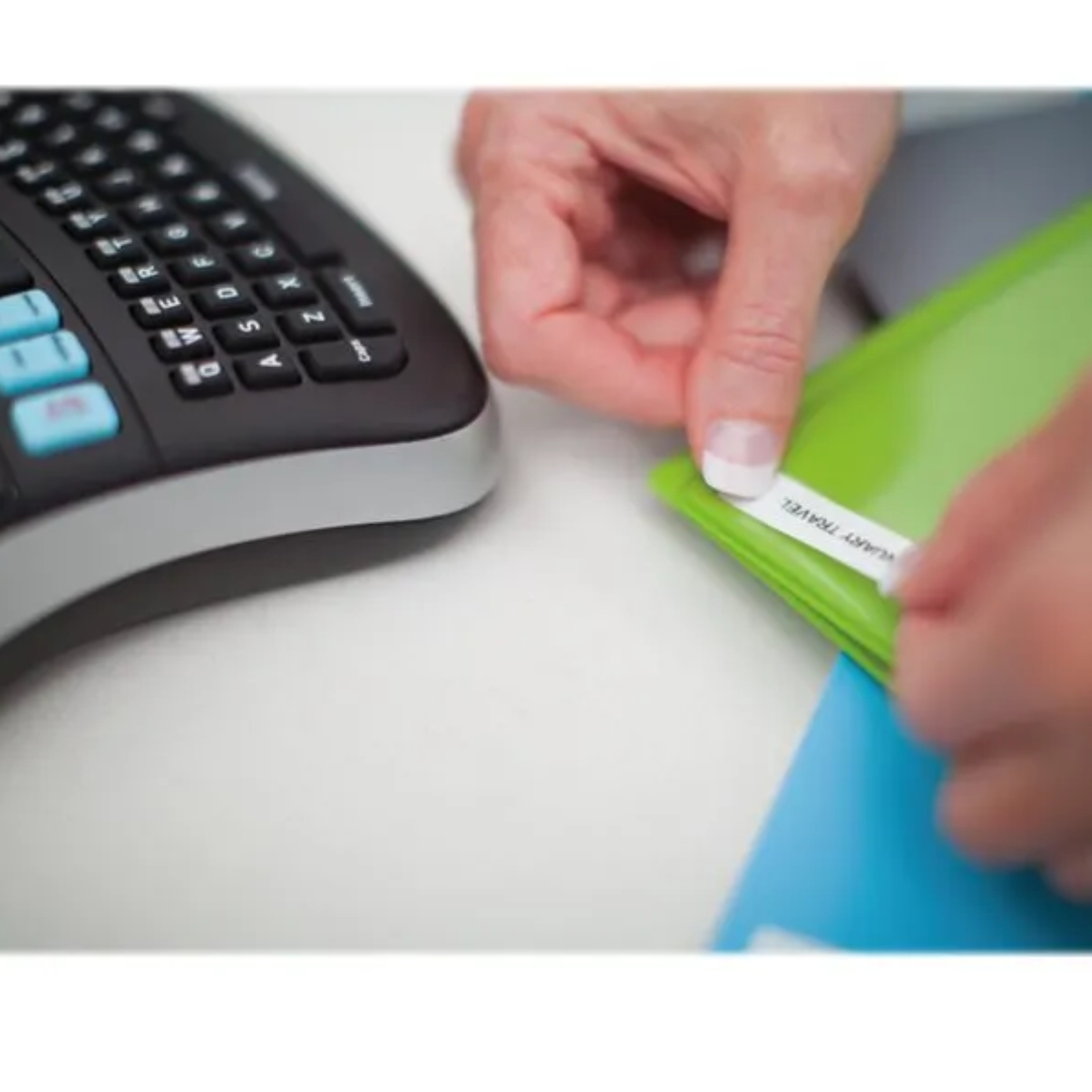 DYM LabelManager 210D+ 6/9/12