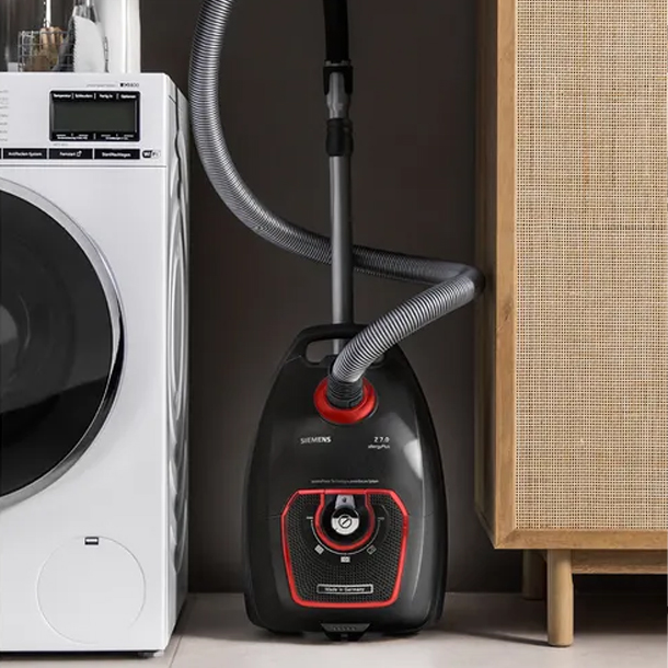 SIEMENS Z7.0 VSZ7XTRM Staubsauger mit Beutel  750 W