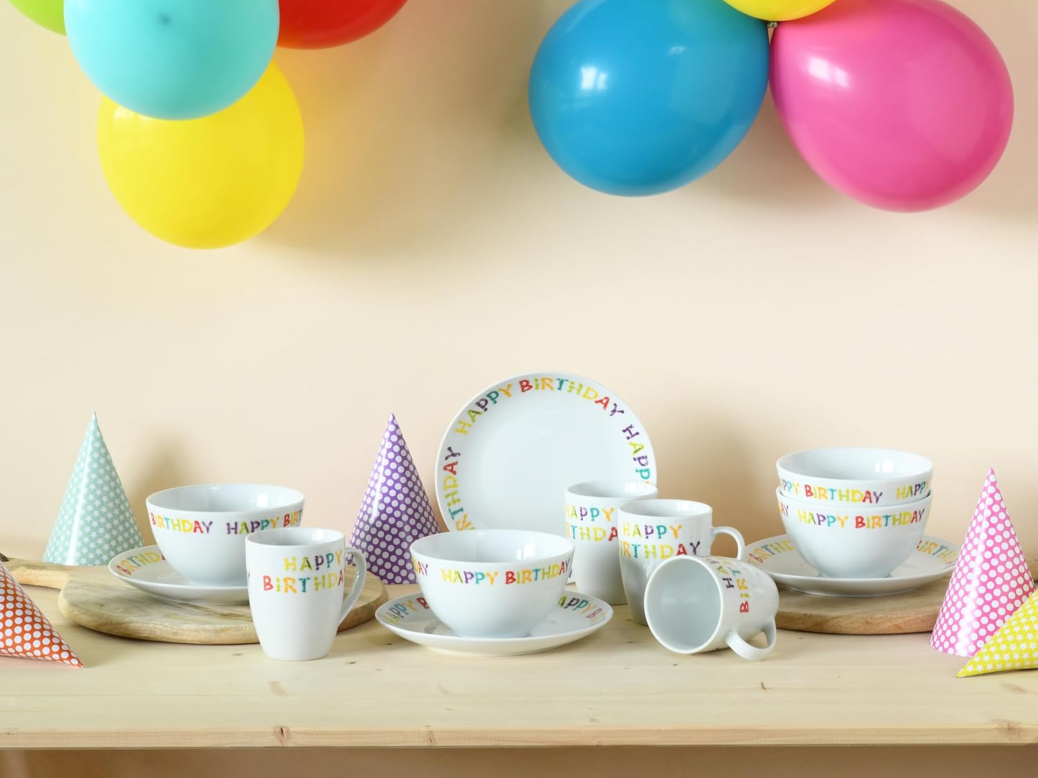 CreaTable, 24170 Serie Happy Birthday, 12-teiliges Geschirrset Frühstücksset aus Porzellan