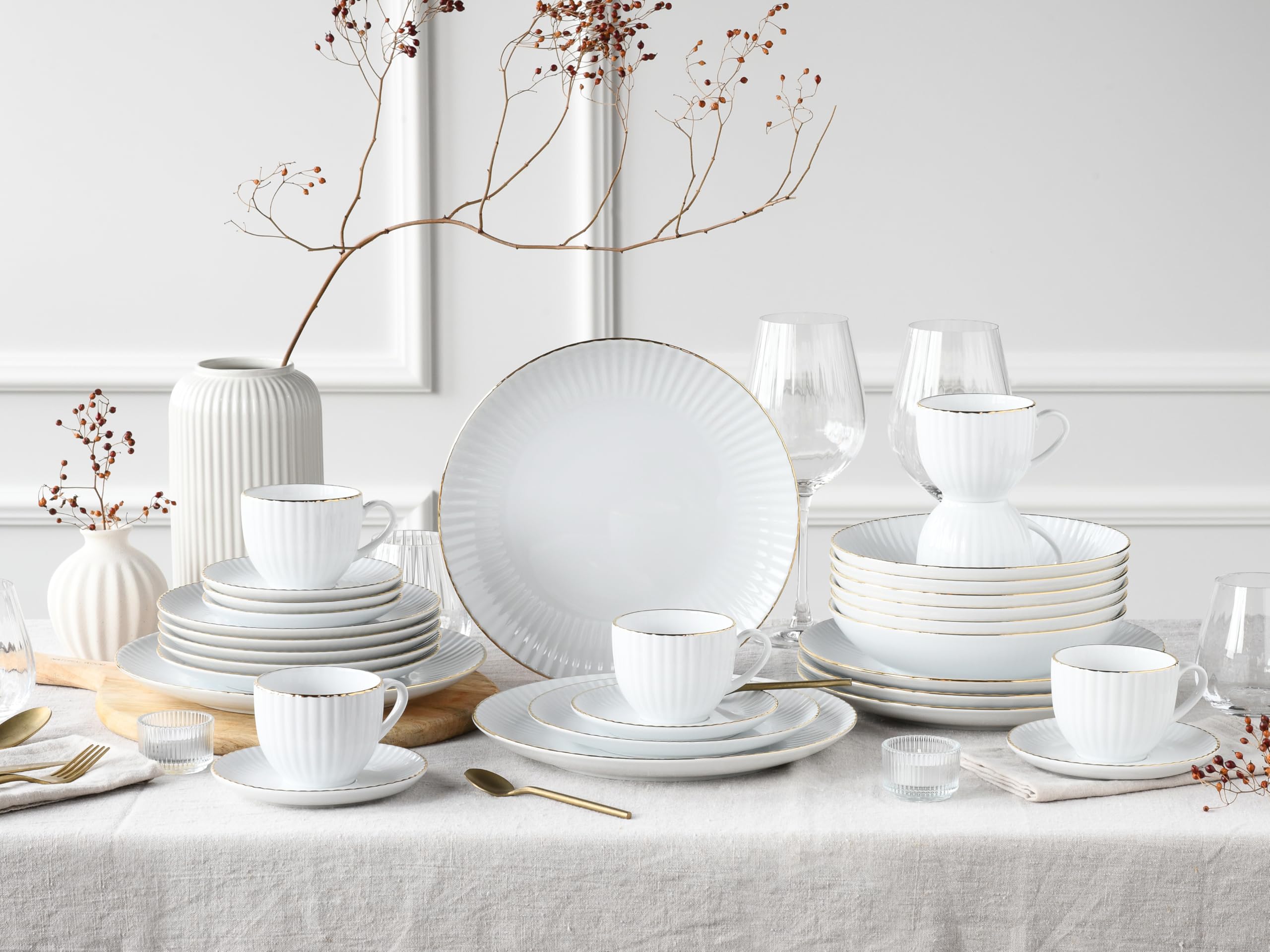 CreaTable, 20753, Serie Allegra Goldband, 30-teiliges Geschirrset für 6 Personen