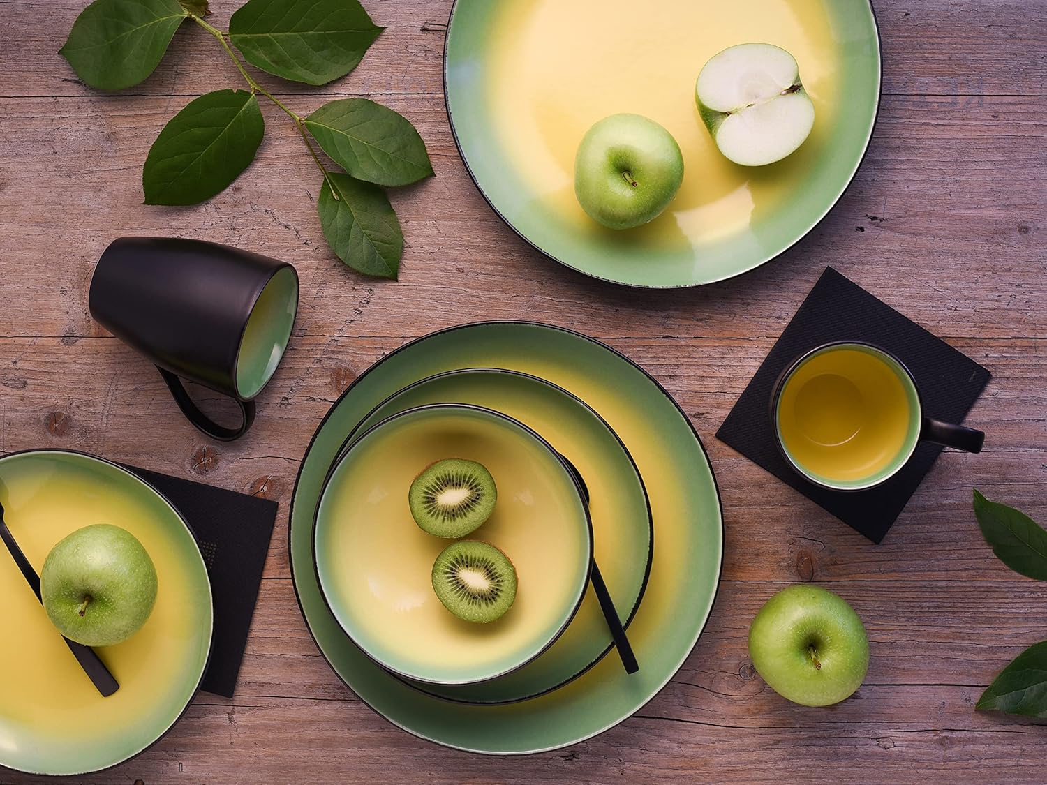 CreaTable, 20220, Serie HOT GREEN, Geschirrset Kombiservice 16 teilig CreaTable, 20220, Serie HOT GREEN, Geschirrset Kombiservice 16 teilig