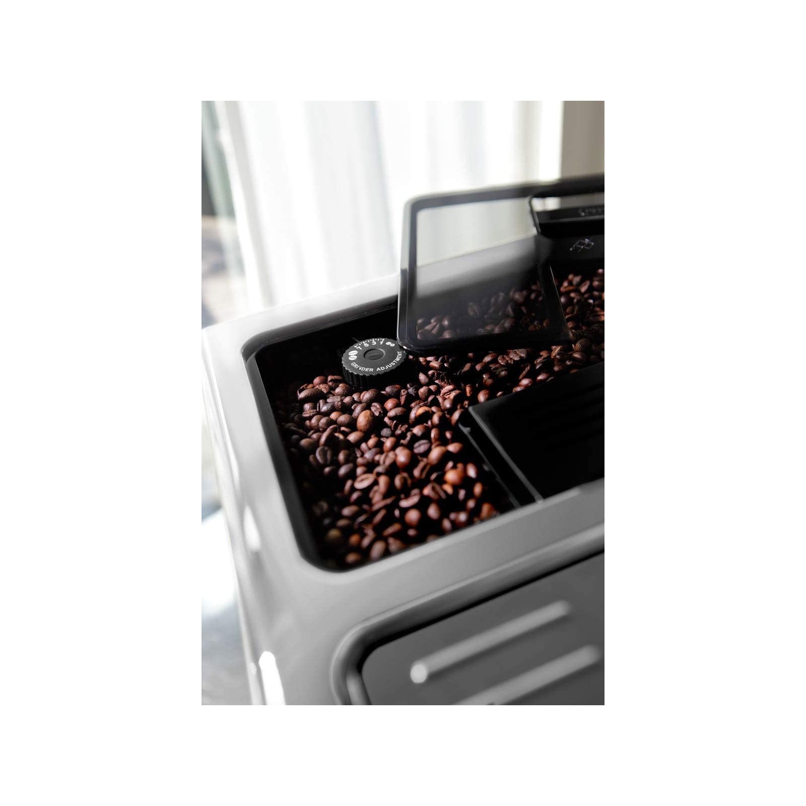 DeLonghi ECAM 45.766.W Kaffeevollautomat Refurbished