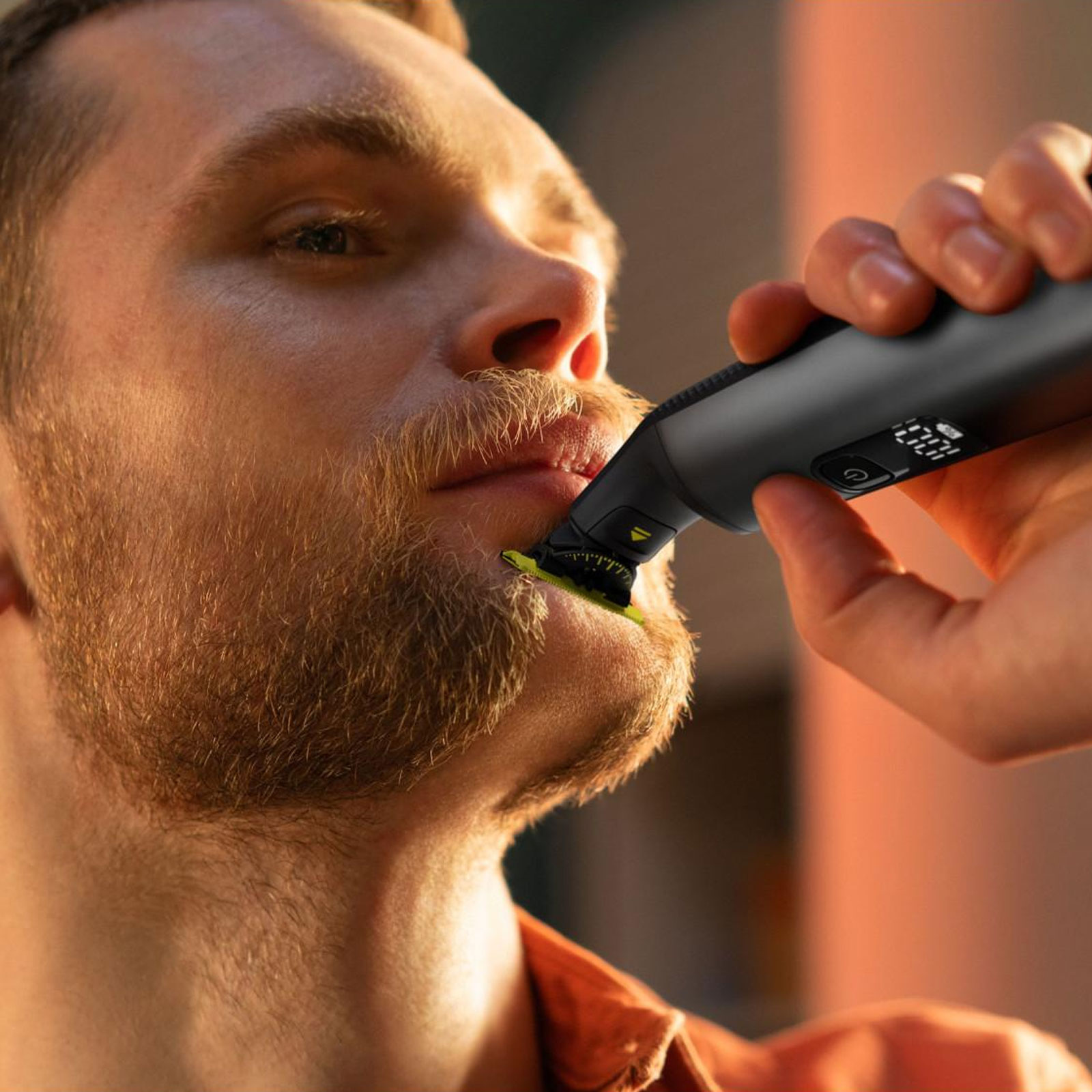 Philips OneBlade Pro 360 QP6552/61 Face + Body Herrenrasierer