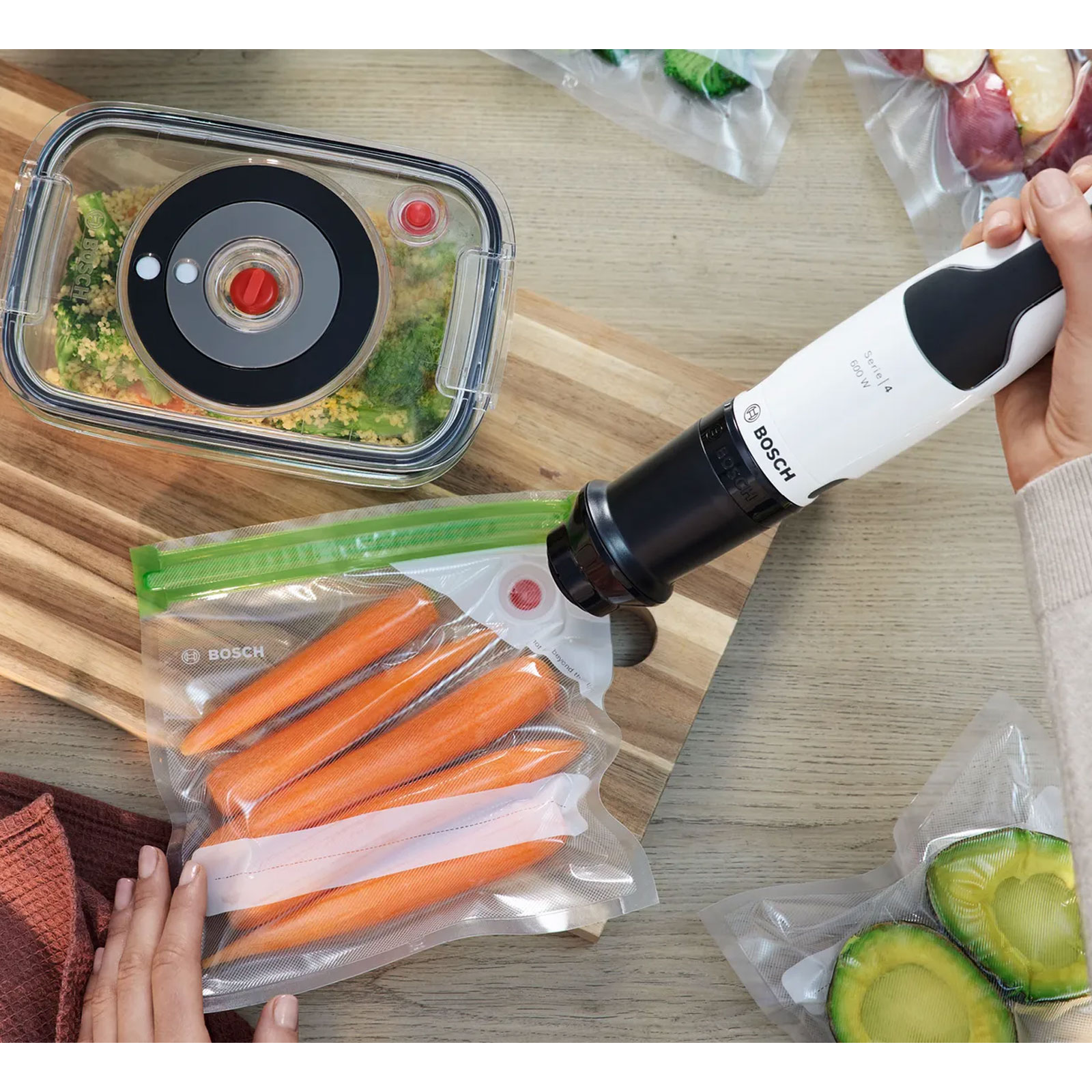 Bosch MSM4W220 Serie 4 Stabmixer ErgoMaster 600W Weiß Bosch MSM4W220 Serie 4 Stabmixer ErgoMaster 600W Weiß