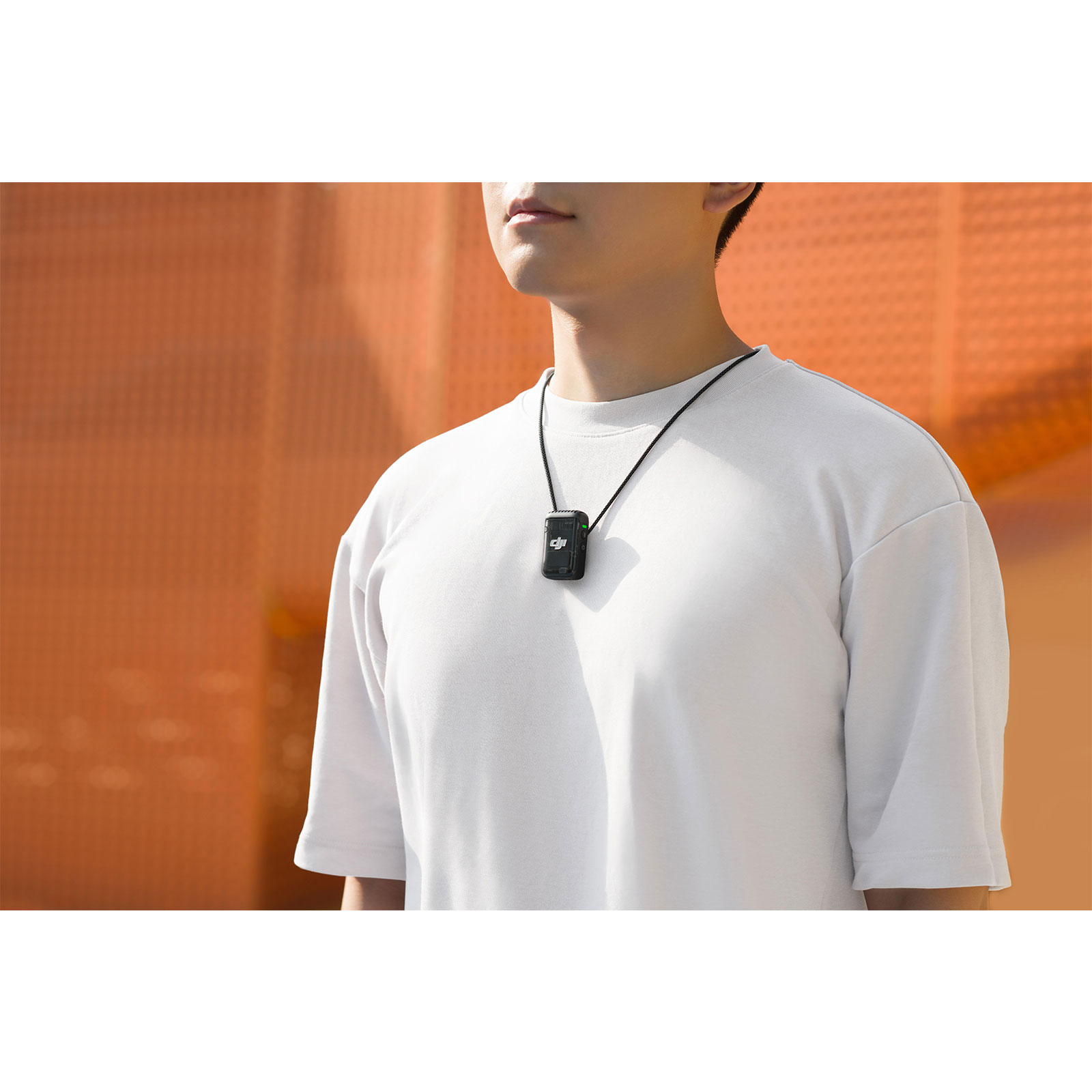 dji Mic 2-Sender (Perlweiß), kabelloses Mikrofon