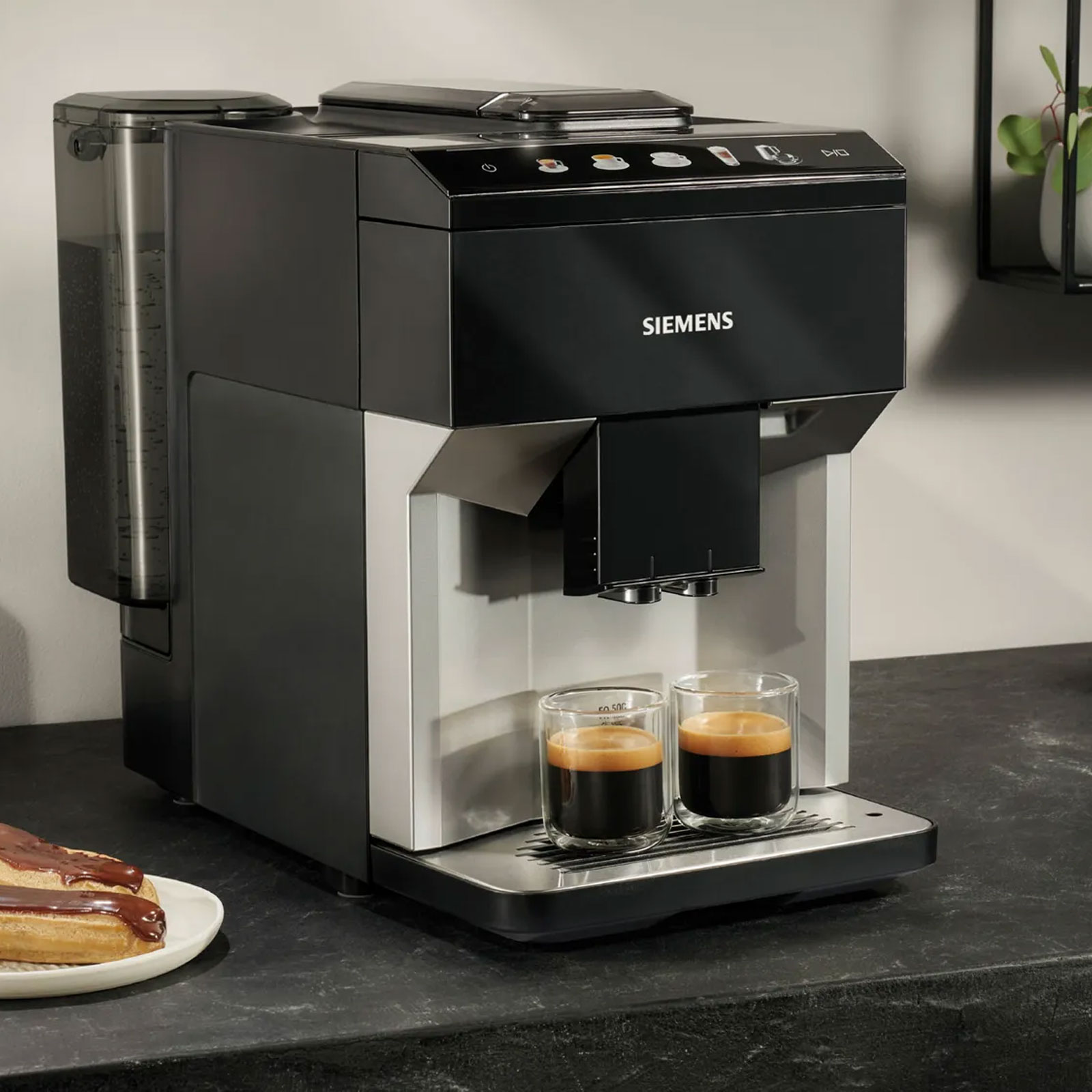 Siemens TP511D01 Kaffeevollautomat (classic) EQ.500 daylight silver / schwarz