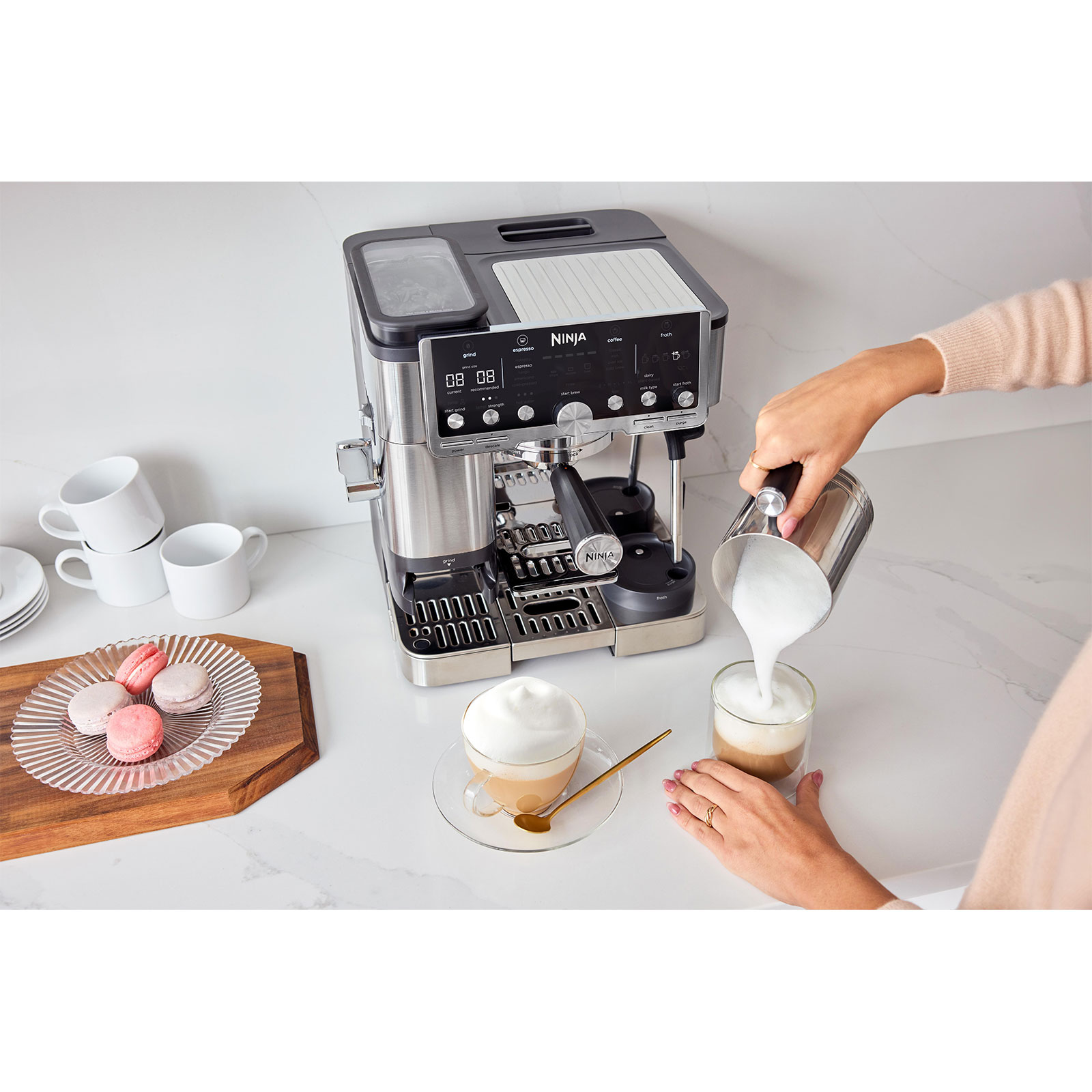 Ninja ES701EU Luxe Café Pro Siebträger-Espressomaschine Ninja ES701EU Luxe Café Pro Siebträger-Espressomaschine