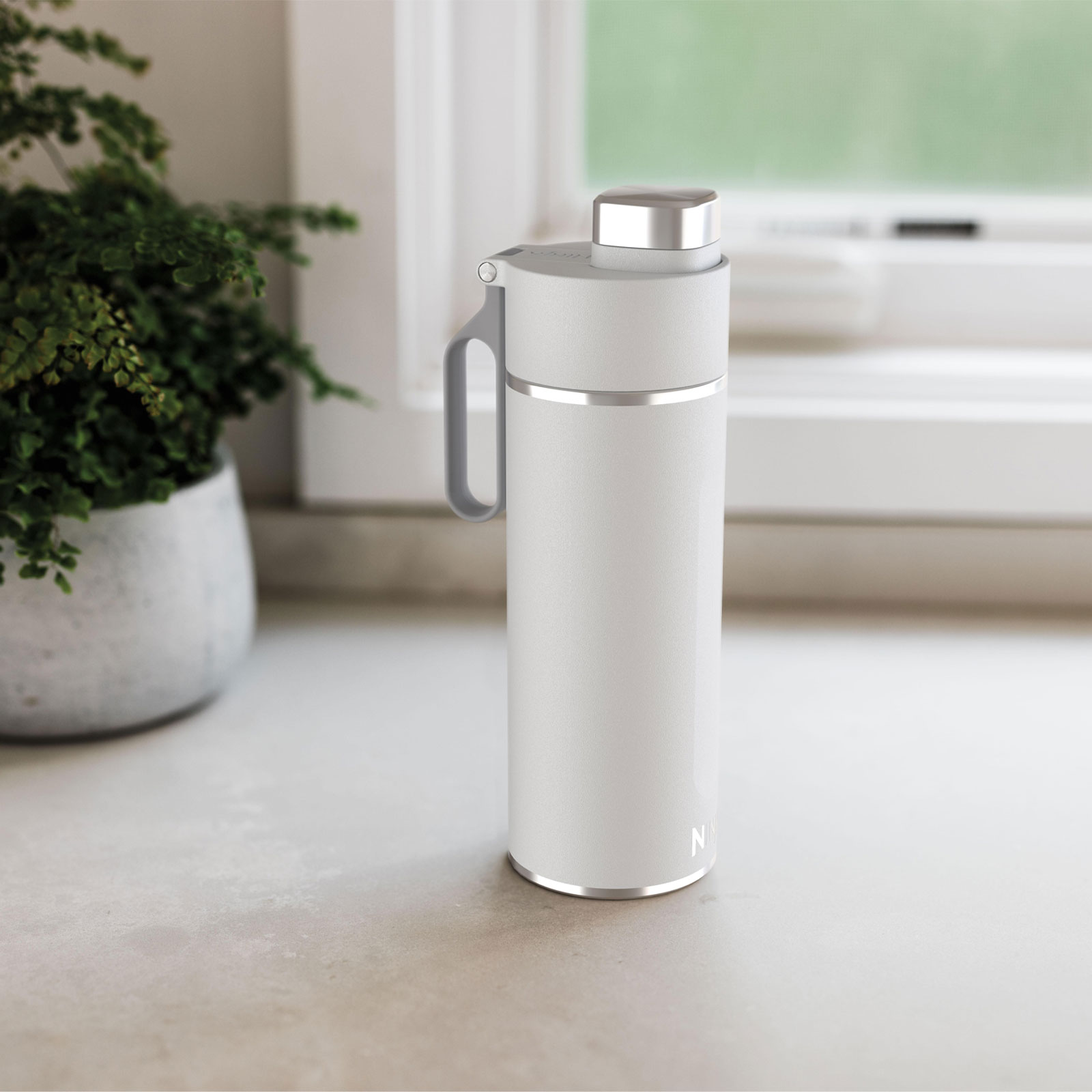 Ninja DW2401EUUKWH Thirsti 700ml Travel Bottle White Trinkflasche Ninja DW2401EUUKWH Thirsti 700ml Travel Bottle White Trinkflasche
