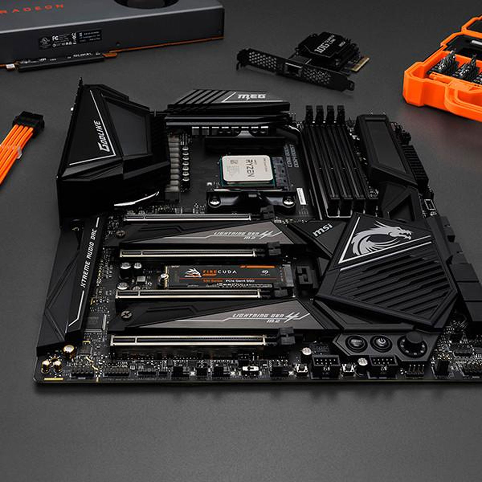 Seagate FireCuda 530R SSD mit Kühlkörper, 2 TB