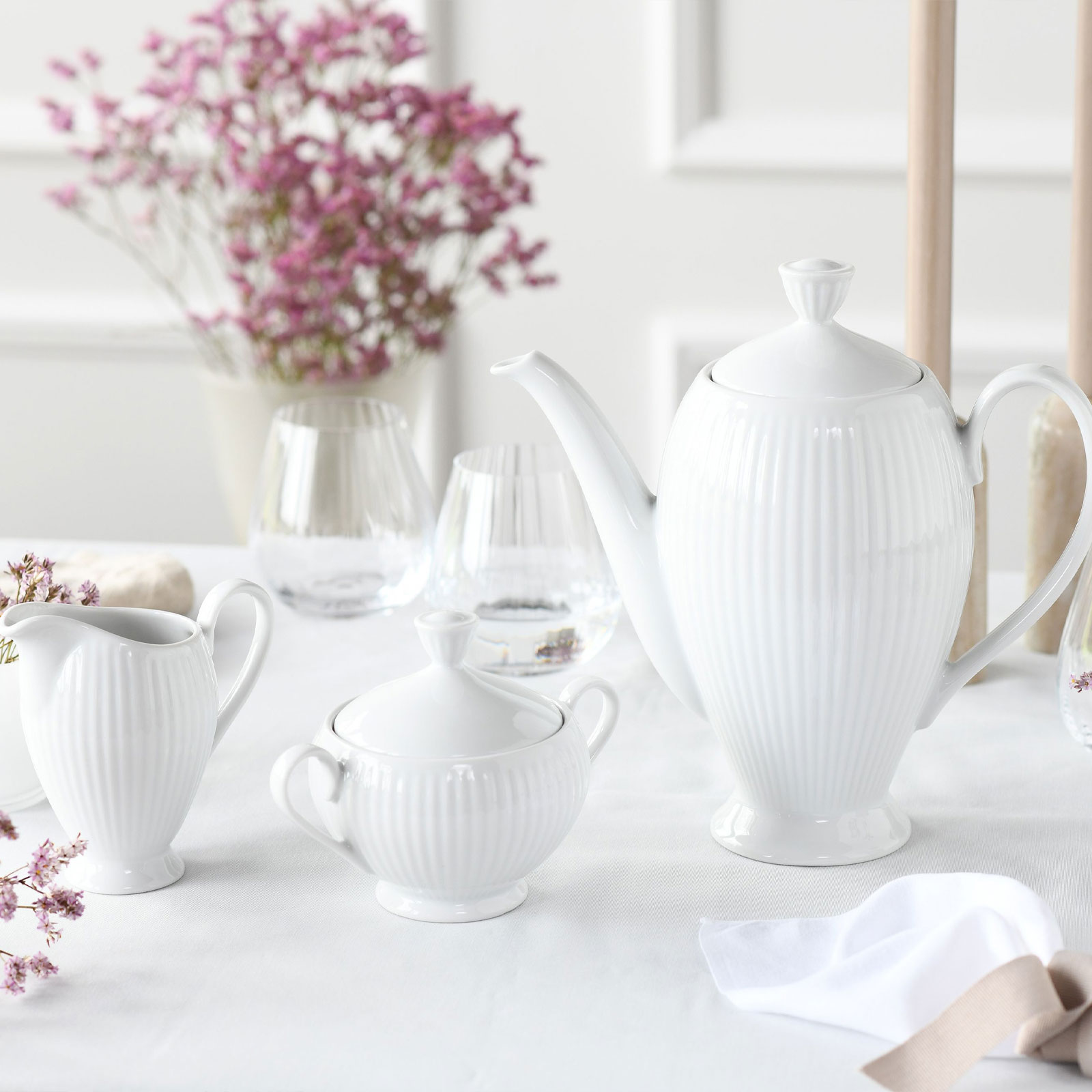 CreaTable, 21881, Serie Valencia, 3-teiliges Geschirrset, Kaffeegarnitur aus Porzellan