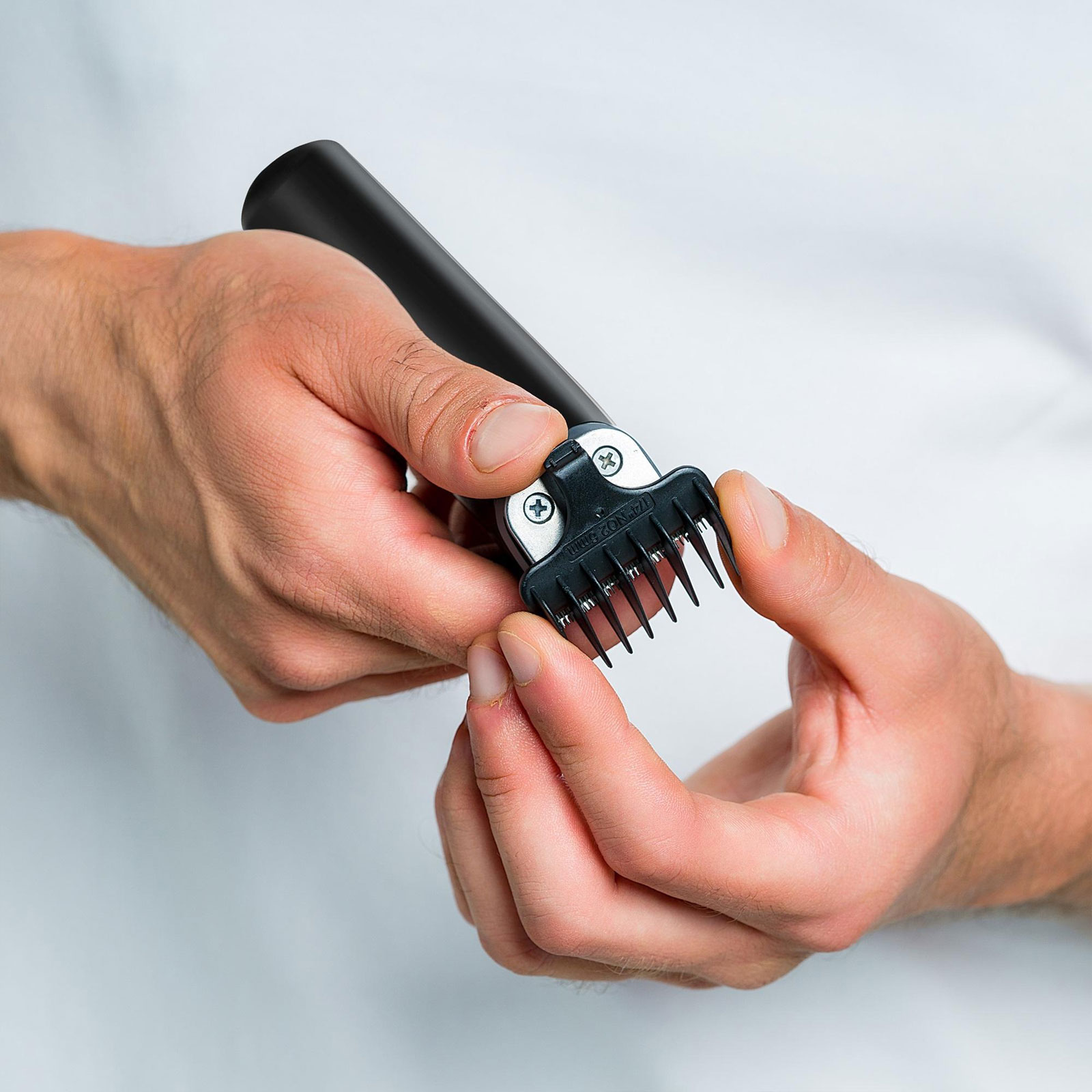 WAHL 3028050 Elite Groom Multifunktions-Trimmer WAHL 3028050 Elite Groom Multifunktions-Trimmer